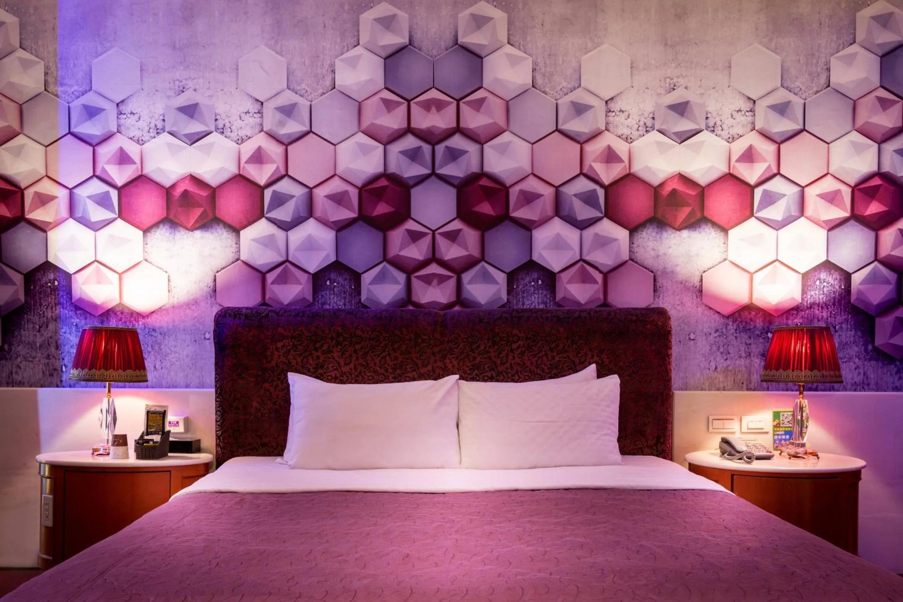 Bed in 國妃鷹堡時尚健康館King & Princess Motel