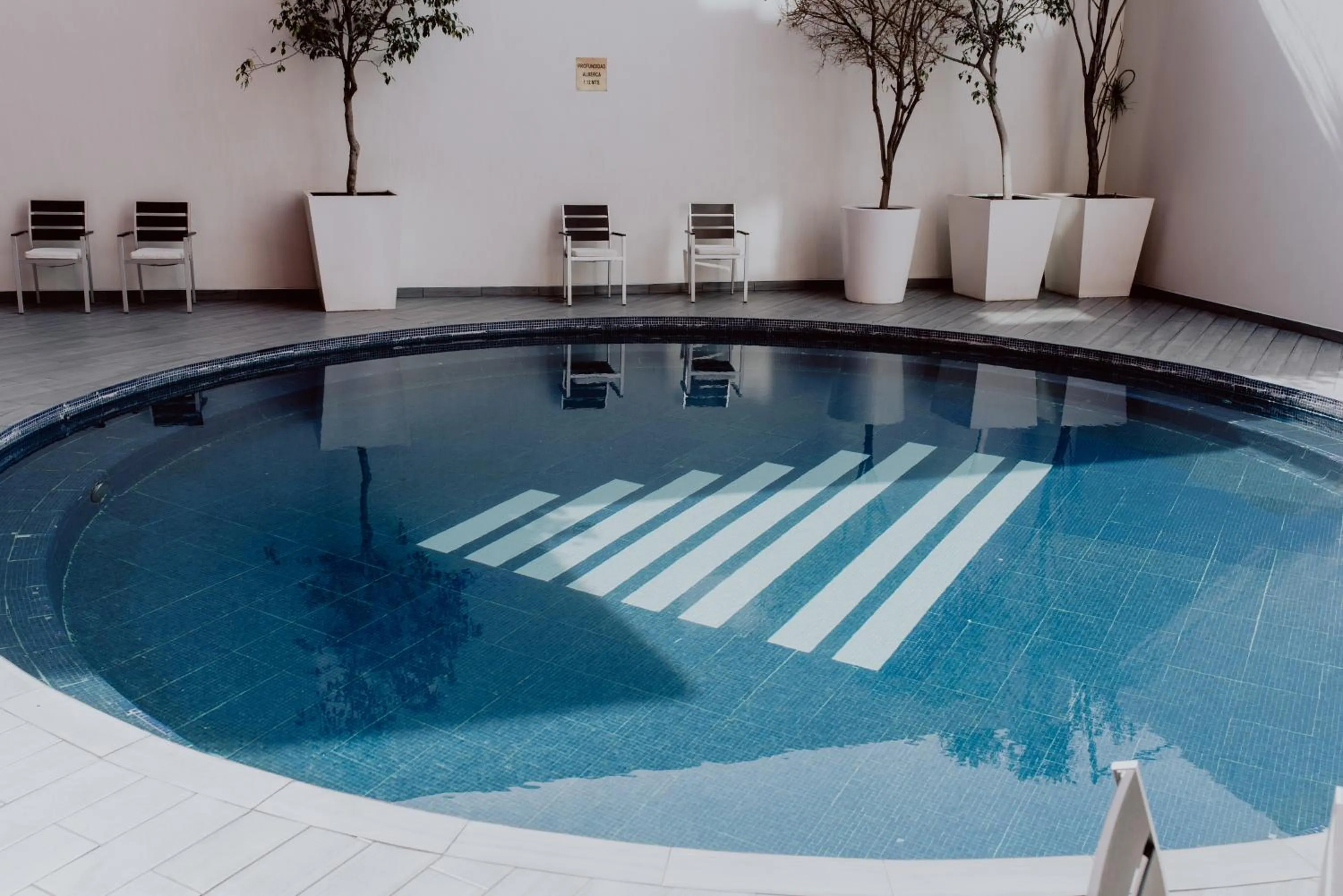 Pool view in Hotel Laffayette Ejecutivo