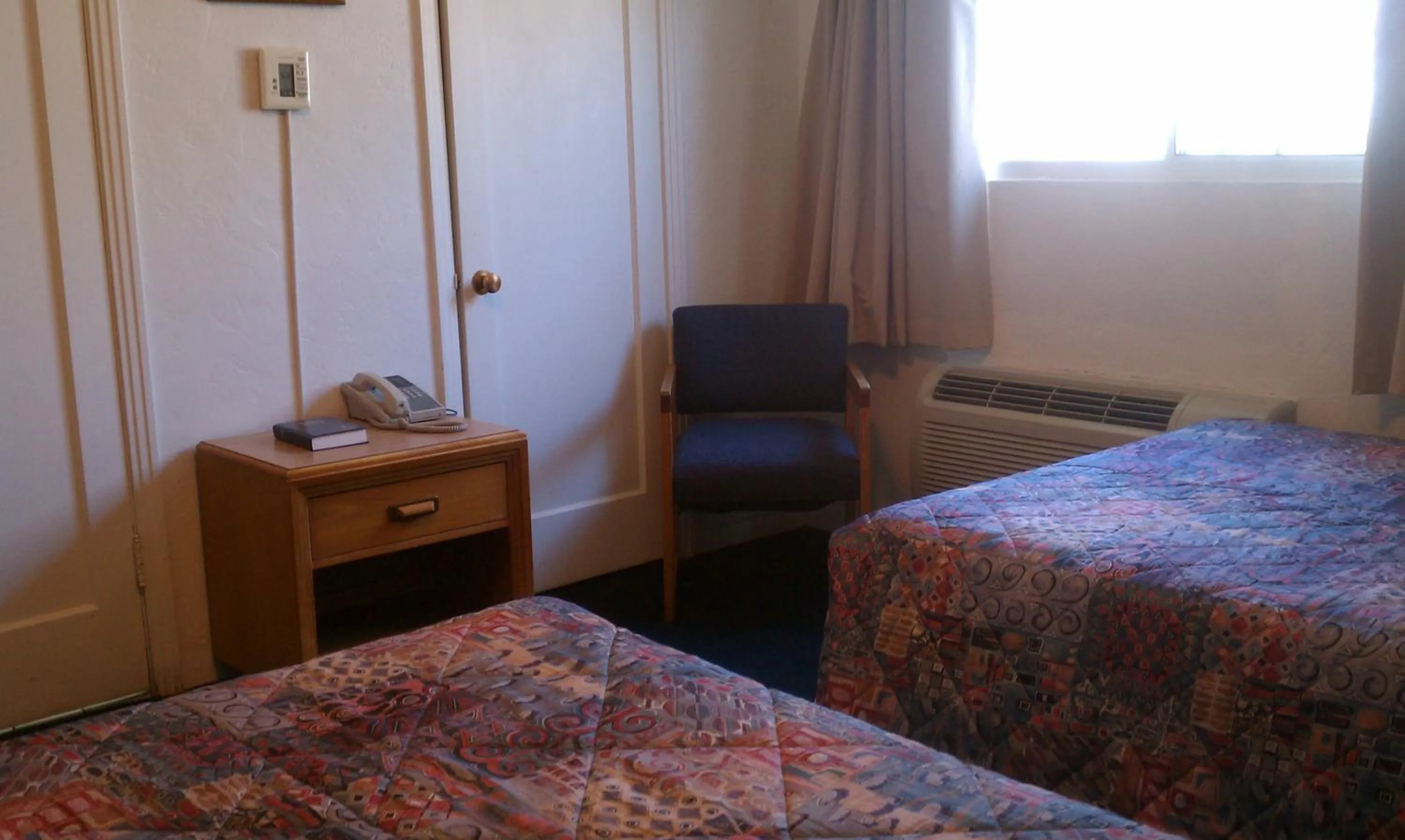 Bed in San Joaquin Motel