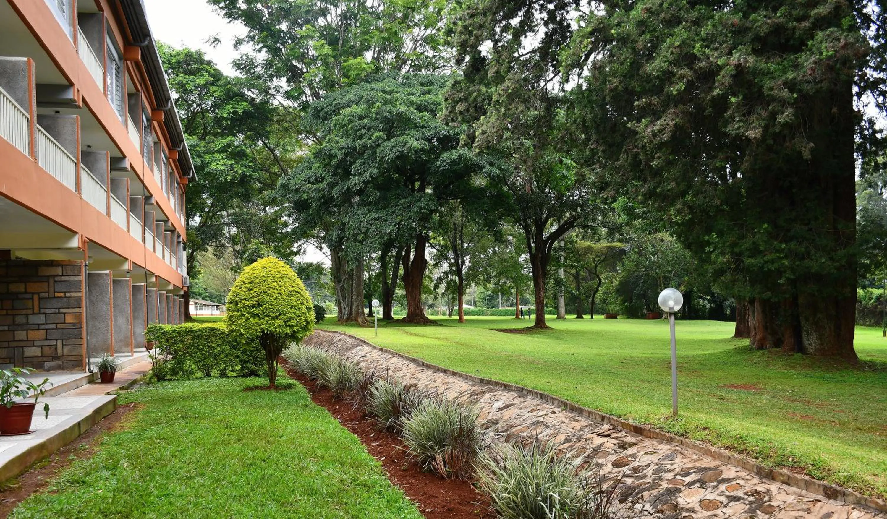 Inner courtyard view in Golf Hotel Kakamega