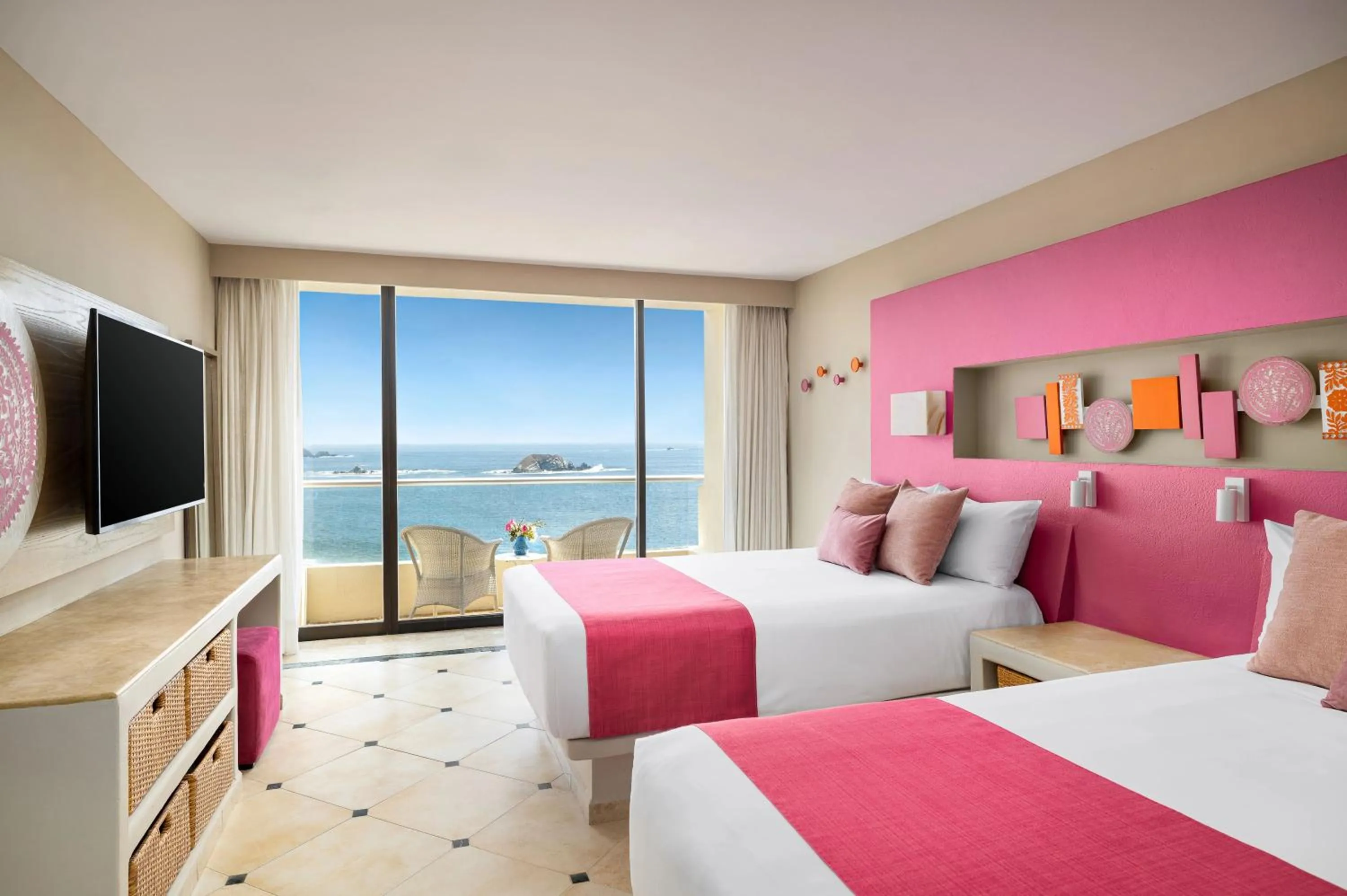 Sea view, Bed in Sunscape Dorado Pacifico Ixtapa Resort & Spa- All Inclusive