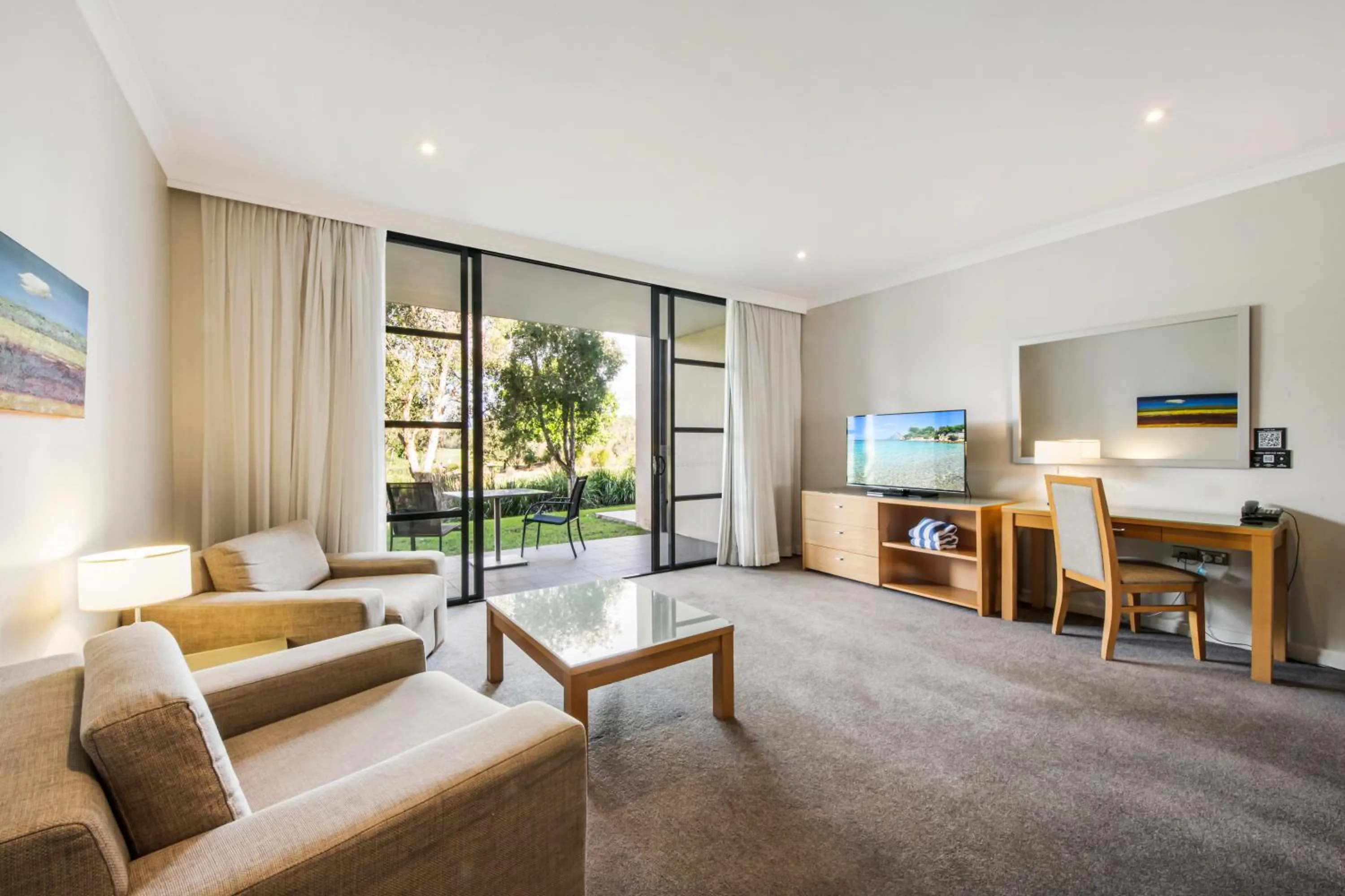 Living room in Mercure Kooindah Waters Central Coast