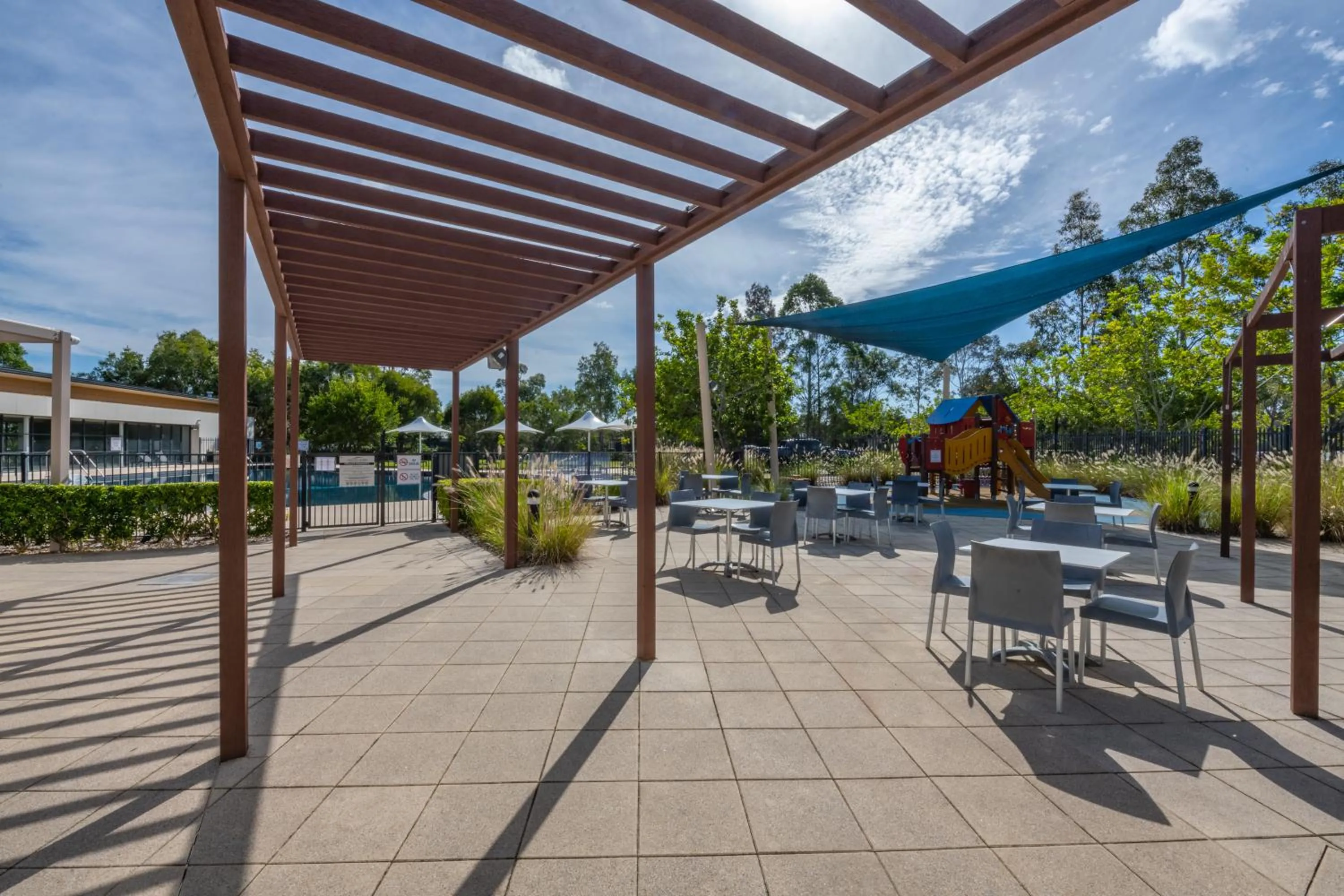 BBQ facilities in Mercure Kooindah Waters Central Coast