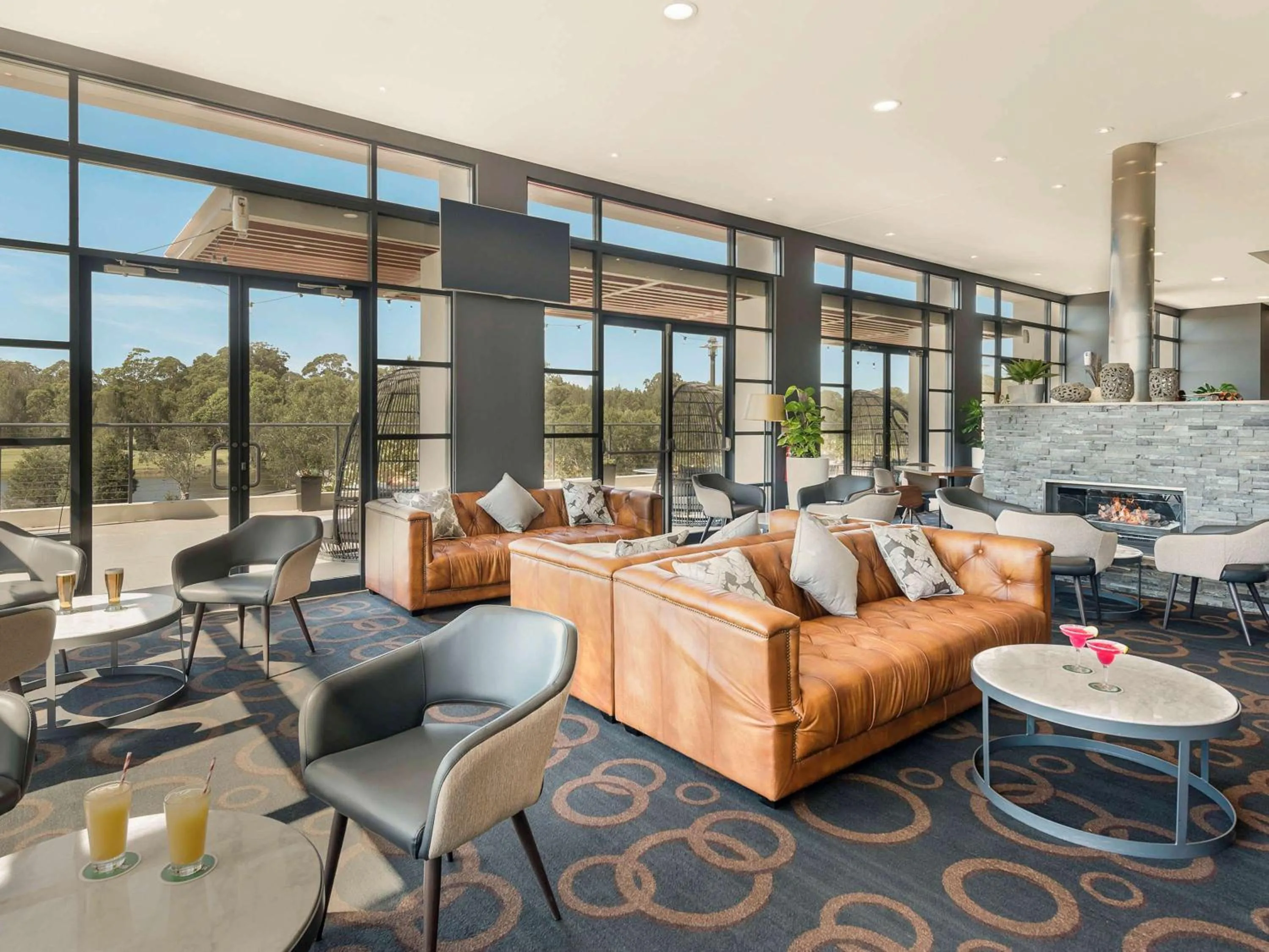 Lounge or bar in Mercure Kooindah Waters Central Coast