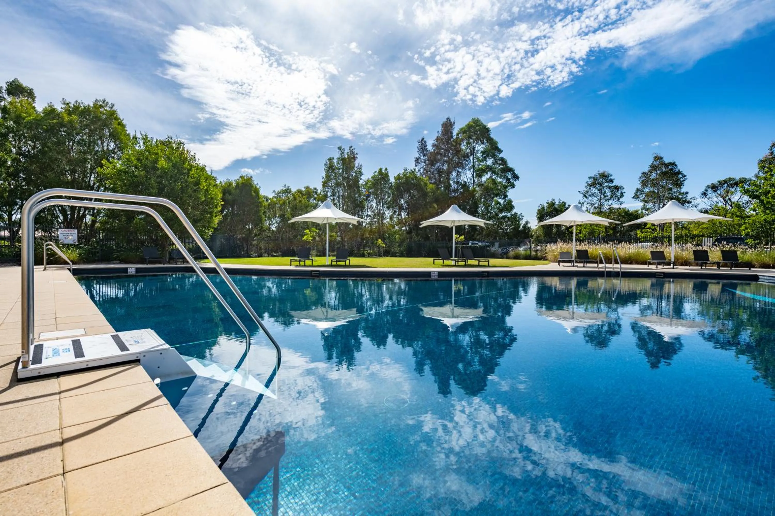 Swimming pool in Mercure Kooindah Waters Central Coast
