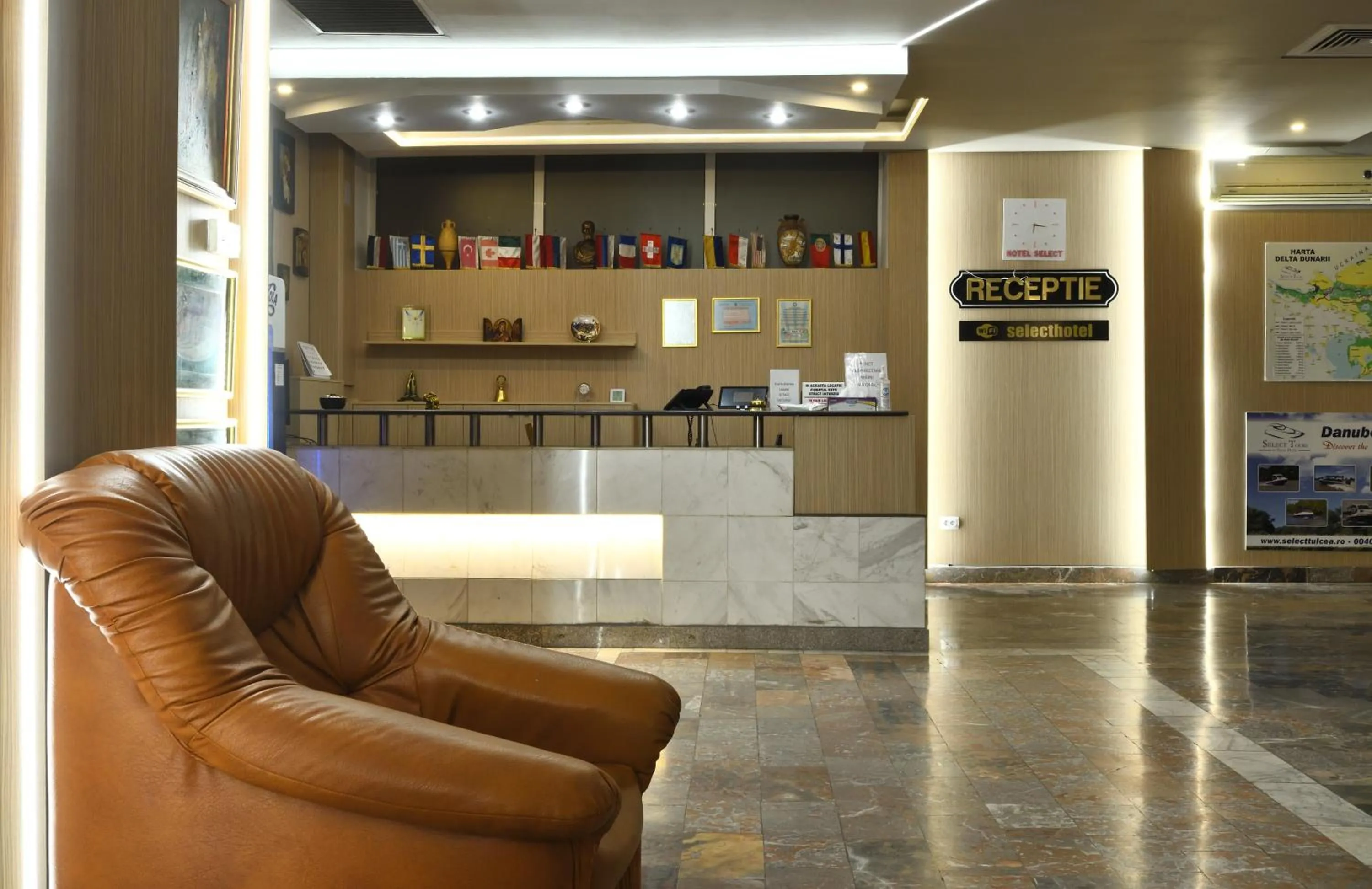 Lobby or reception in Hotel Select