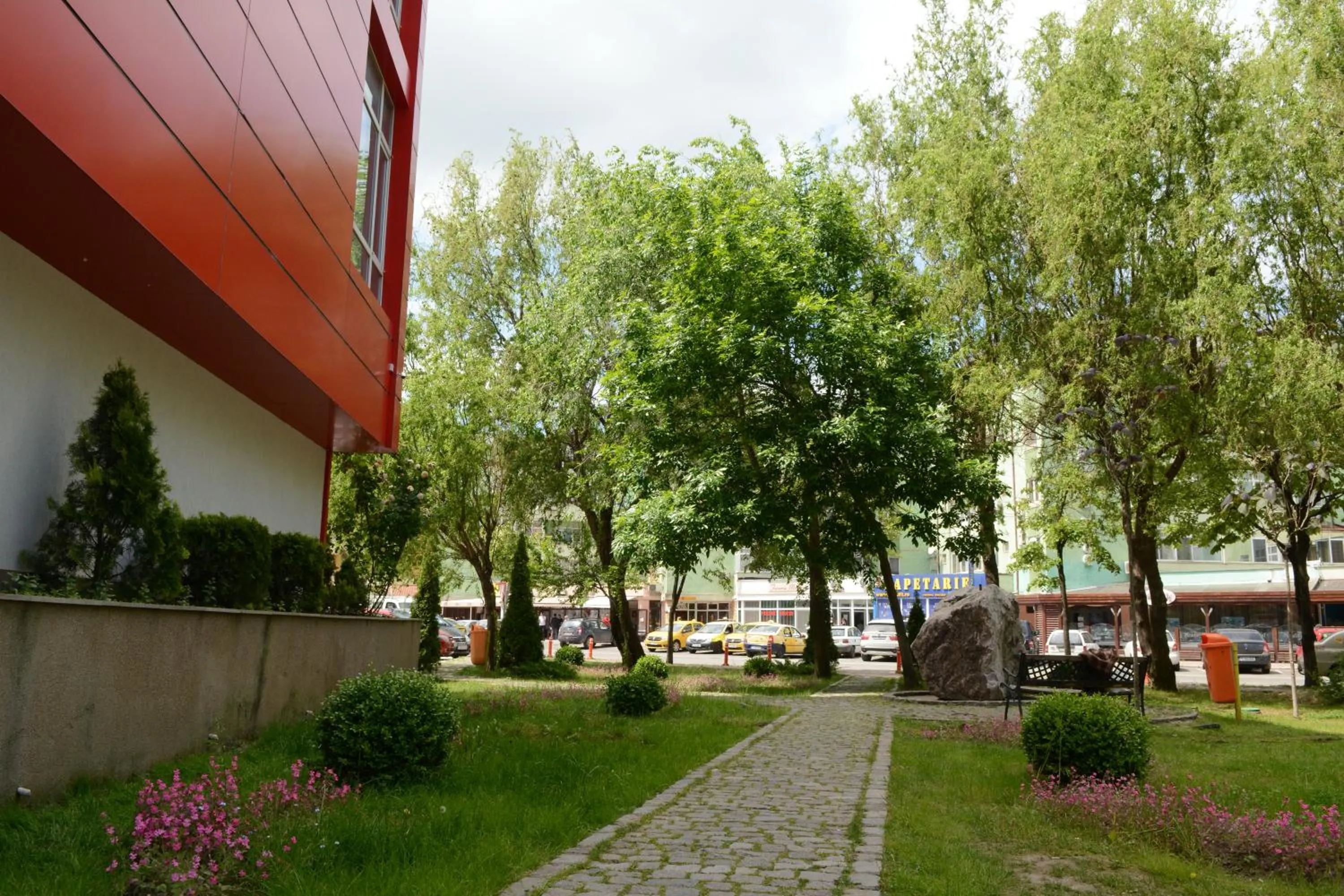 Garden view in Hotel Select