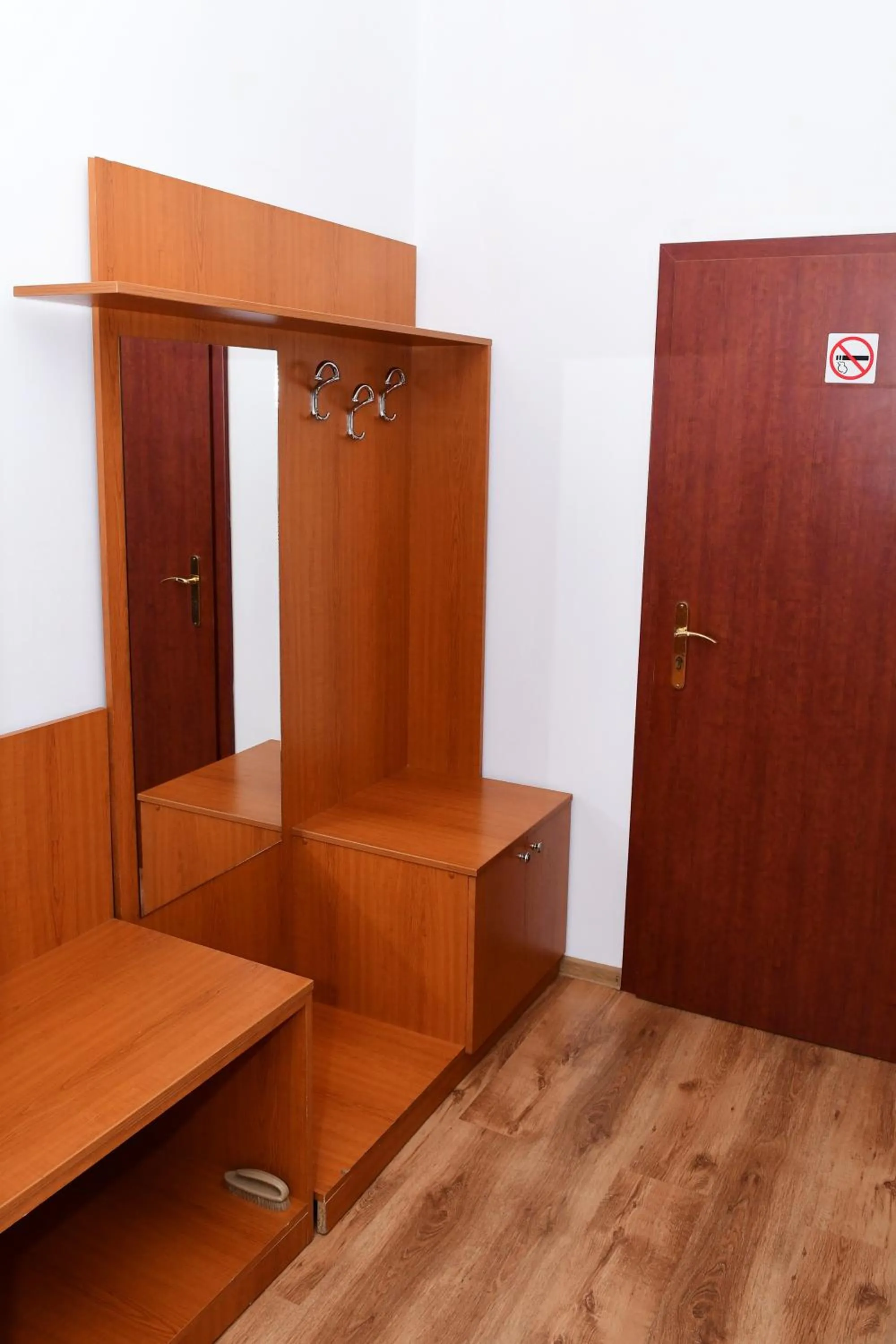 Photo of the whole room in Hotel Select