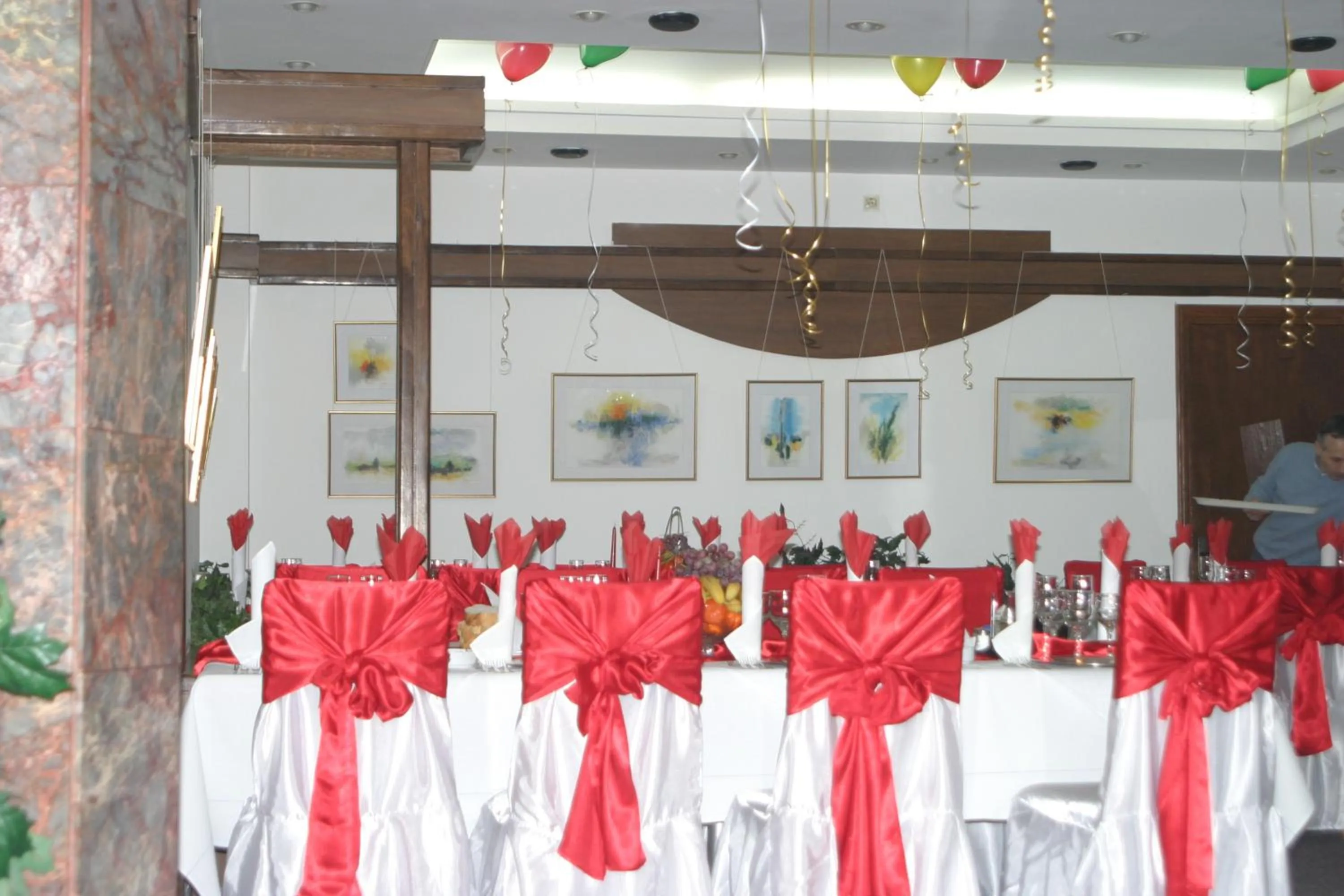 Banquet/Function facilities in Hotel Select