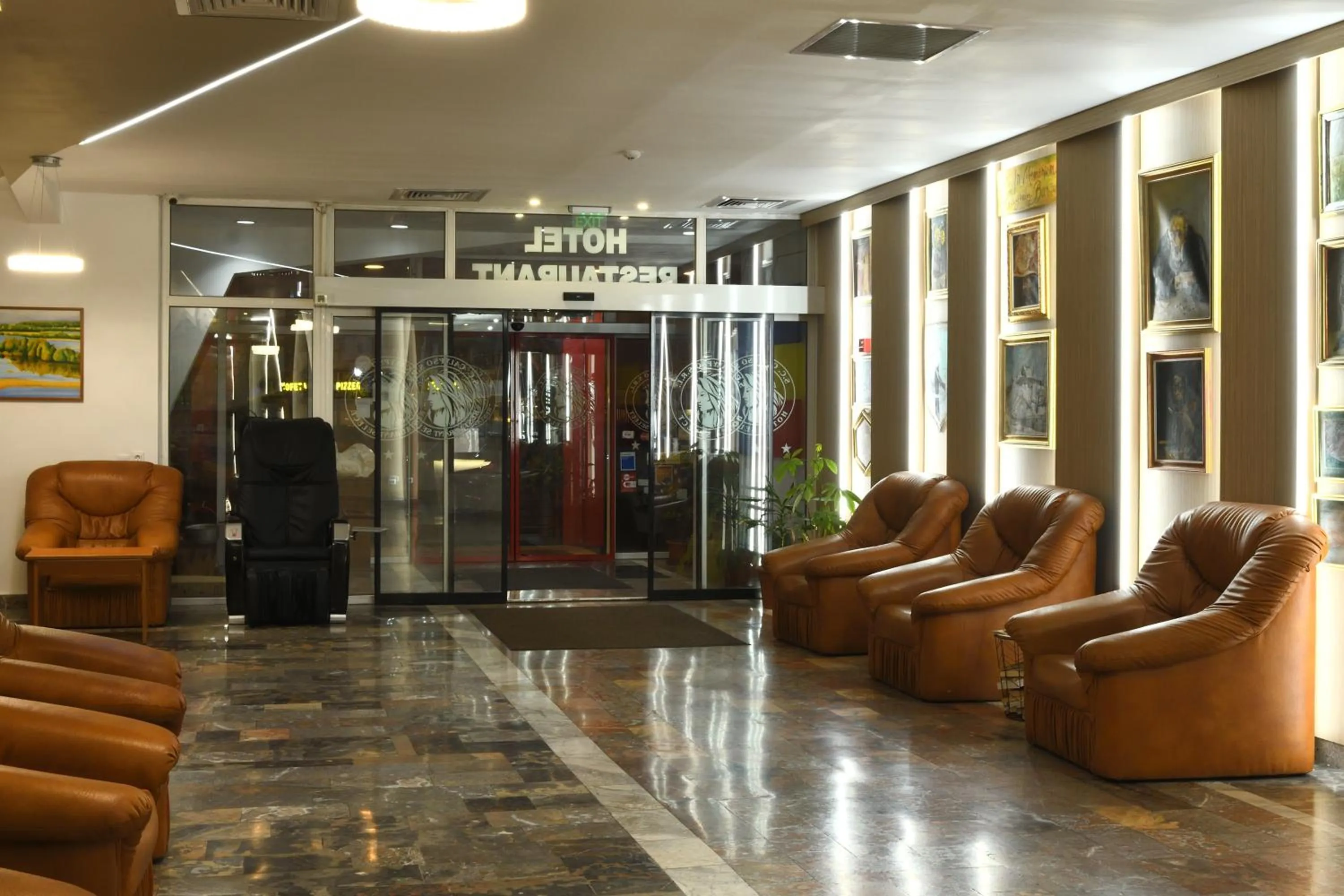 Lobby or reception in Hotel Select