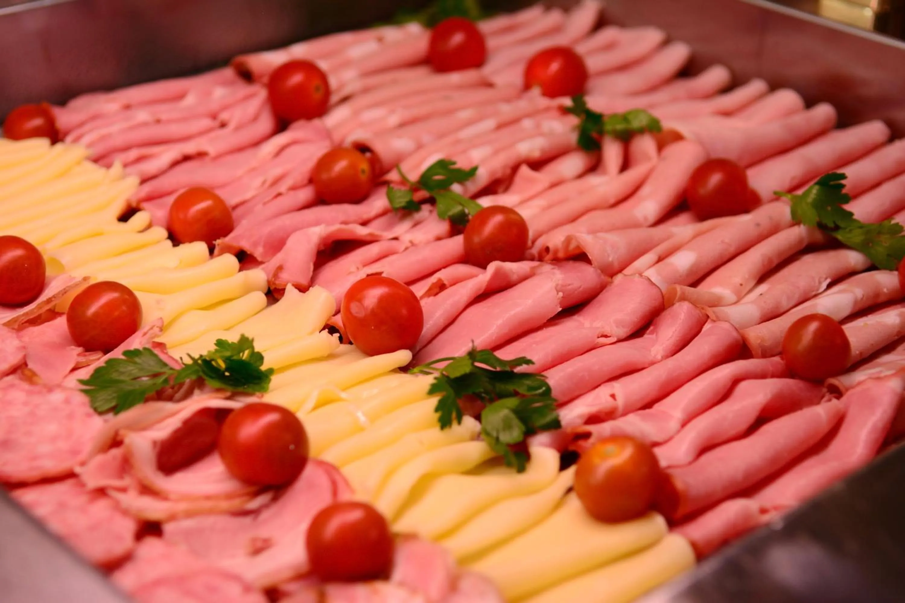 Restaurant/places to eat in Hotel Select