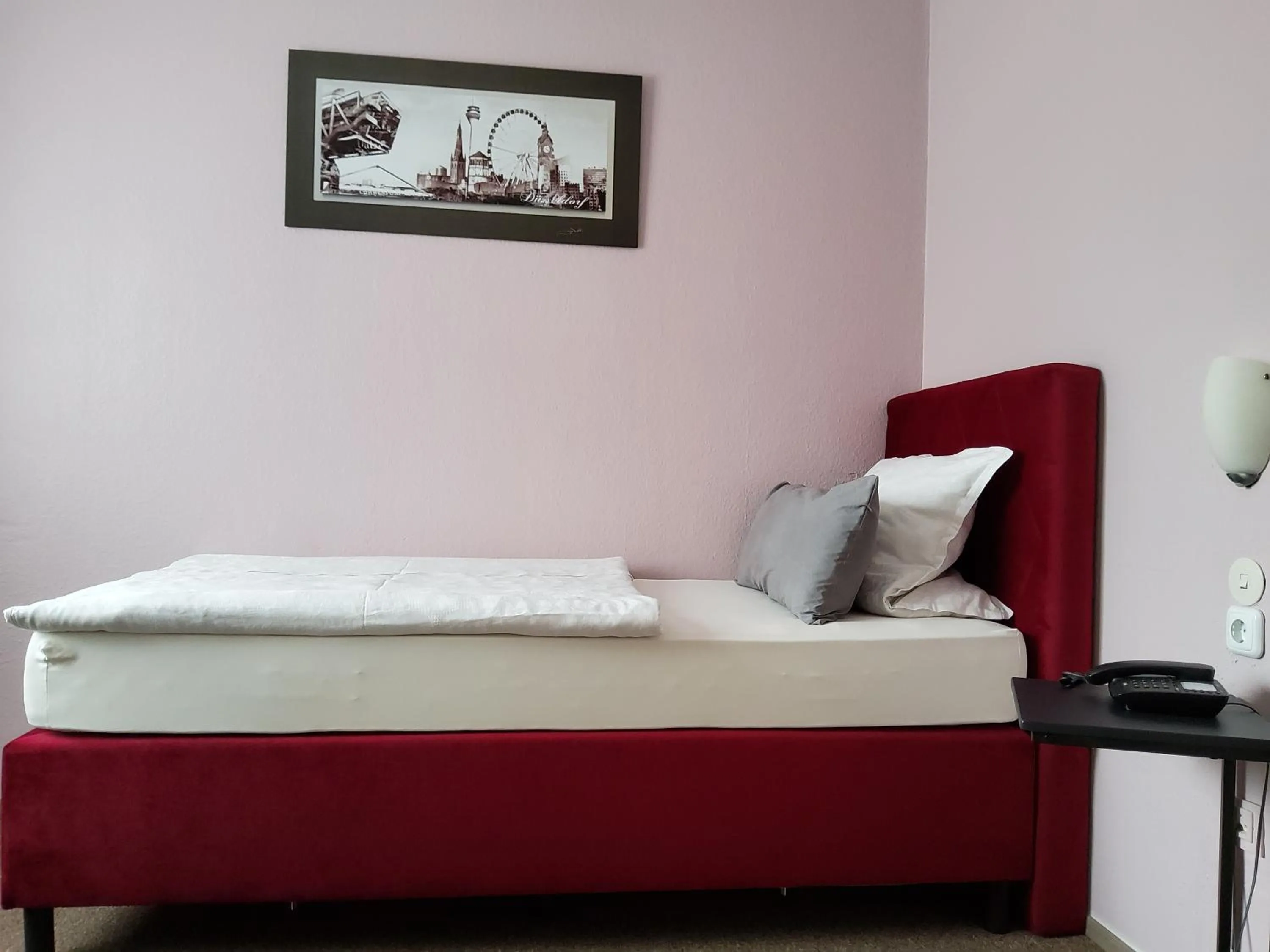 Bed in Schloss Hotel GbR