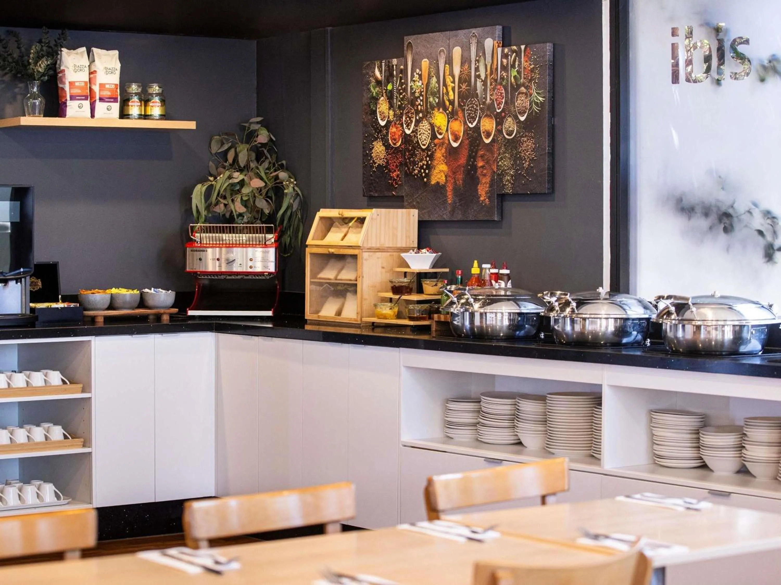 Other in ibis Thornleigh