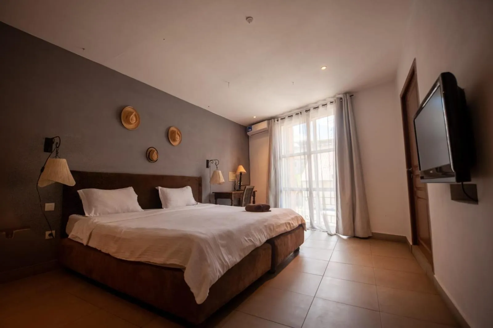 Bed in Hôtel Restaurant La Ribaudière