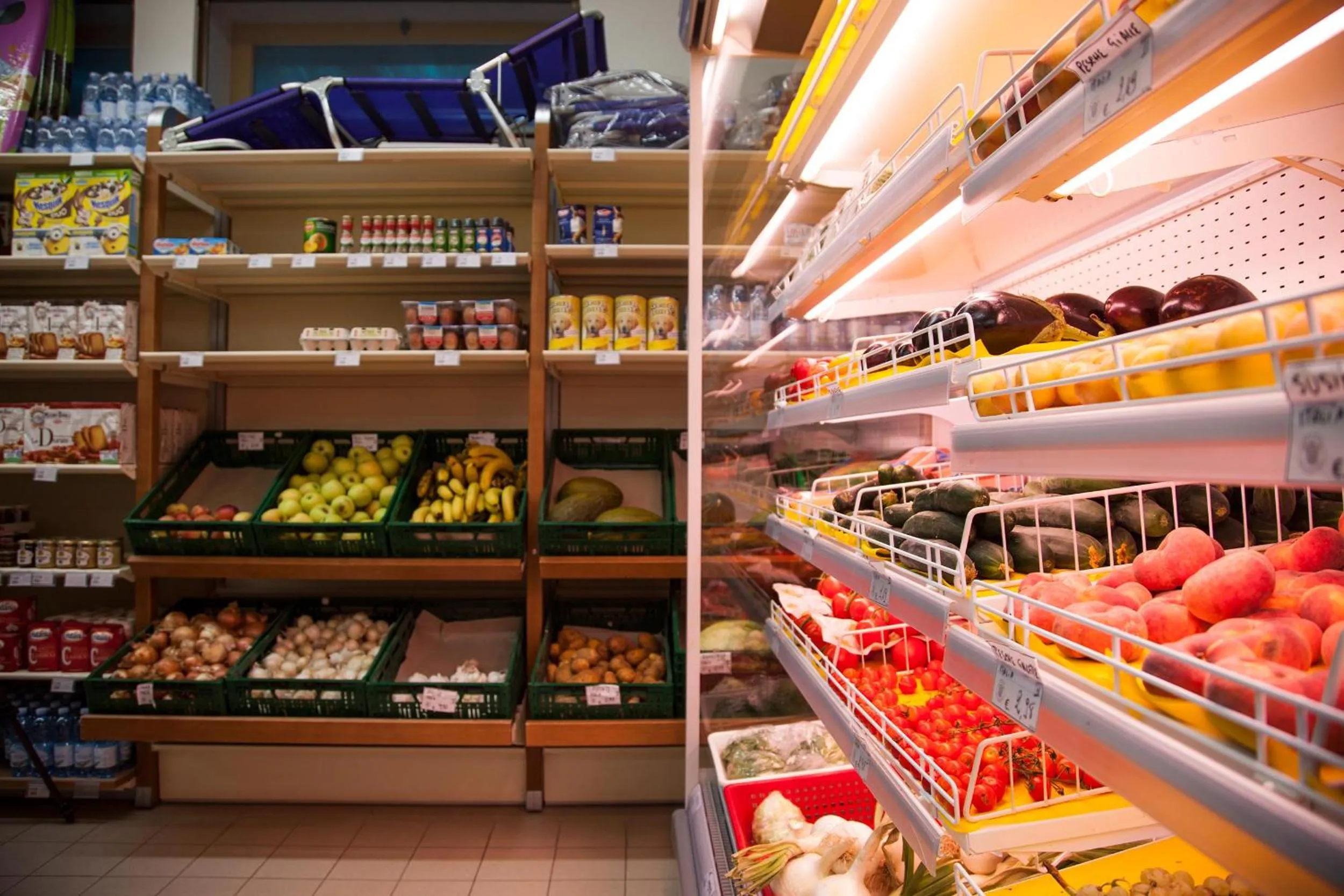 On-site shops in Camping Village Laguna Blu