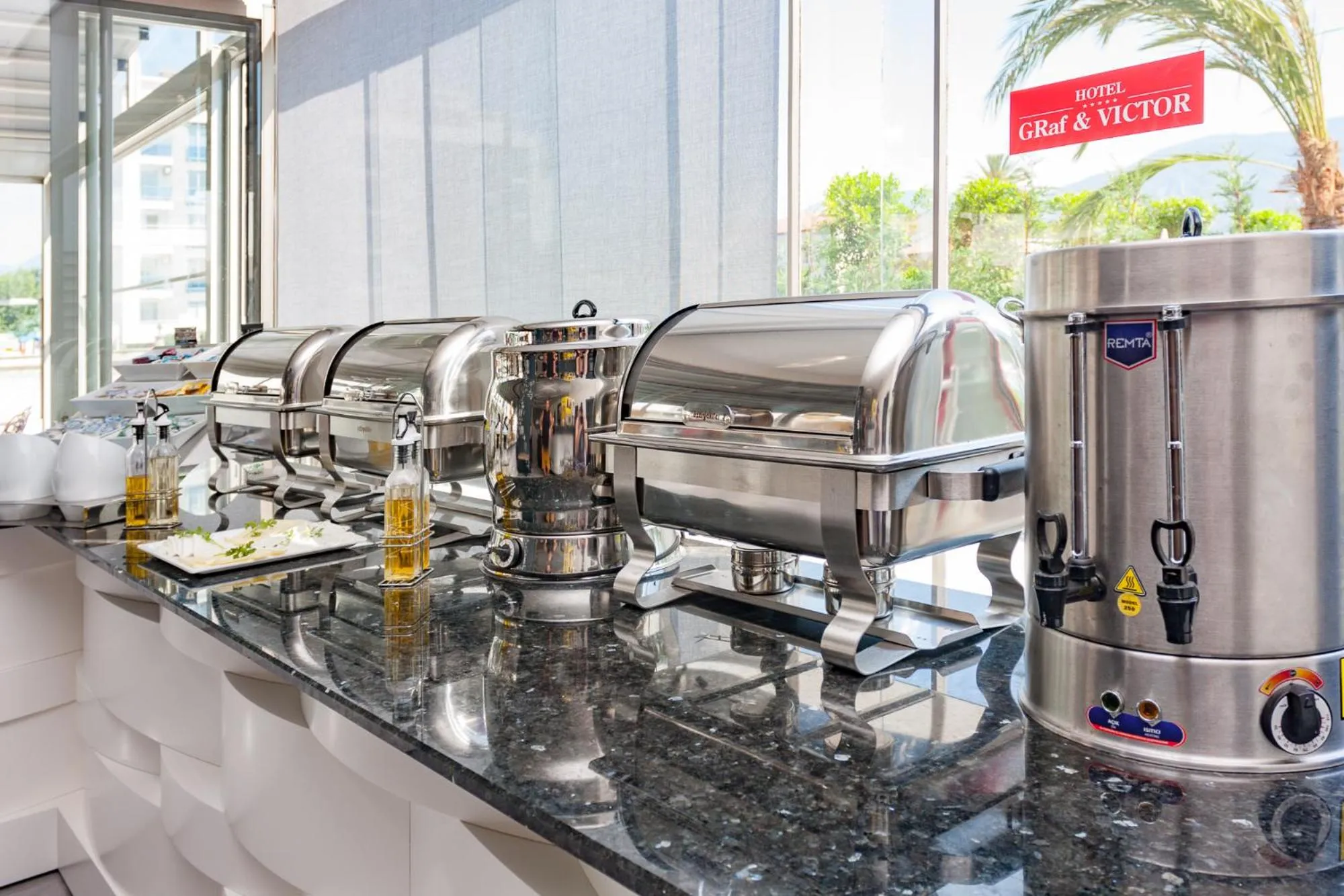 Breakfast in Graf Victor Hotel