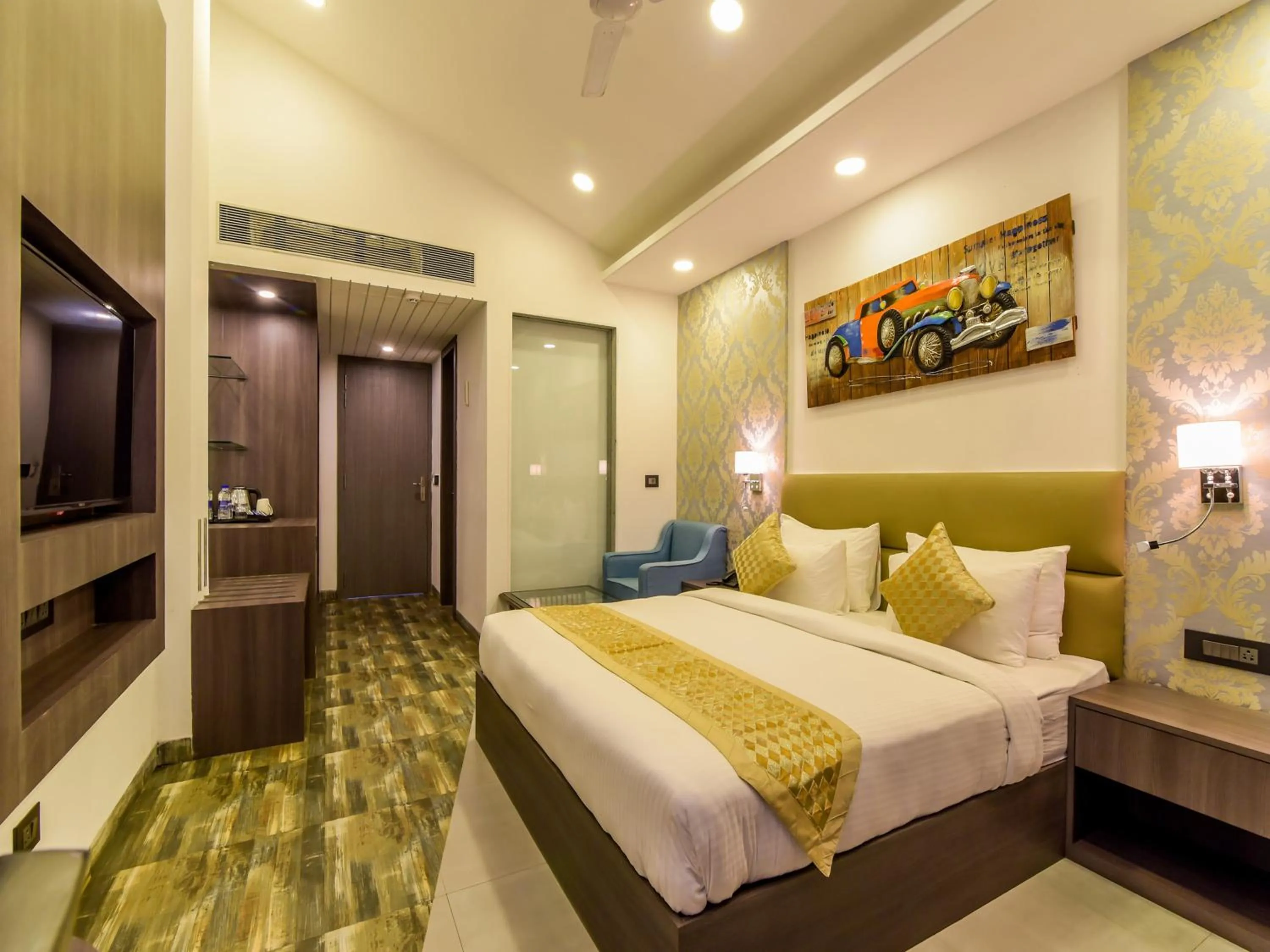 Photo of the whole room, Bed in Ramatan Resort