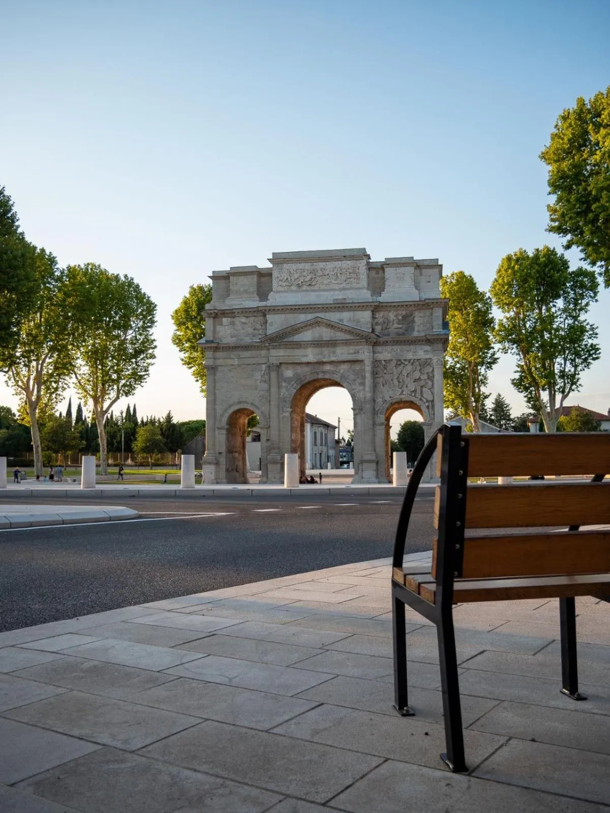 Nearby landmark in KYRIAD ORANGE Centre Ville - HOTEL & RESTAURANT & BAR - La Galerie d'Art des Princes - Provence Alpes Côte d'Azur - France - Proche A7-A9 - exit21- Châteauneuf-du-Pape Avignon Bollene Nimes - 24h-24h