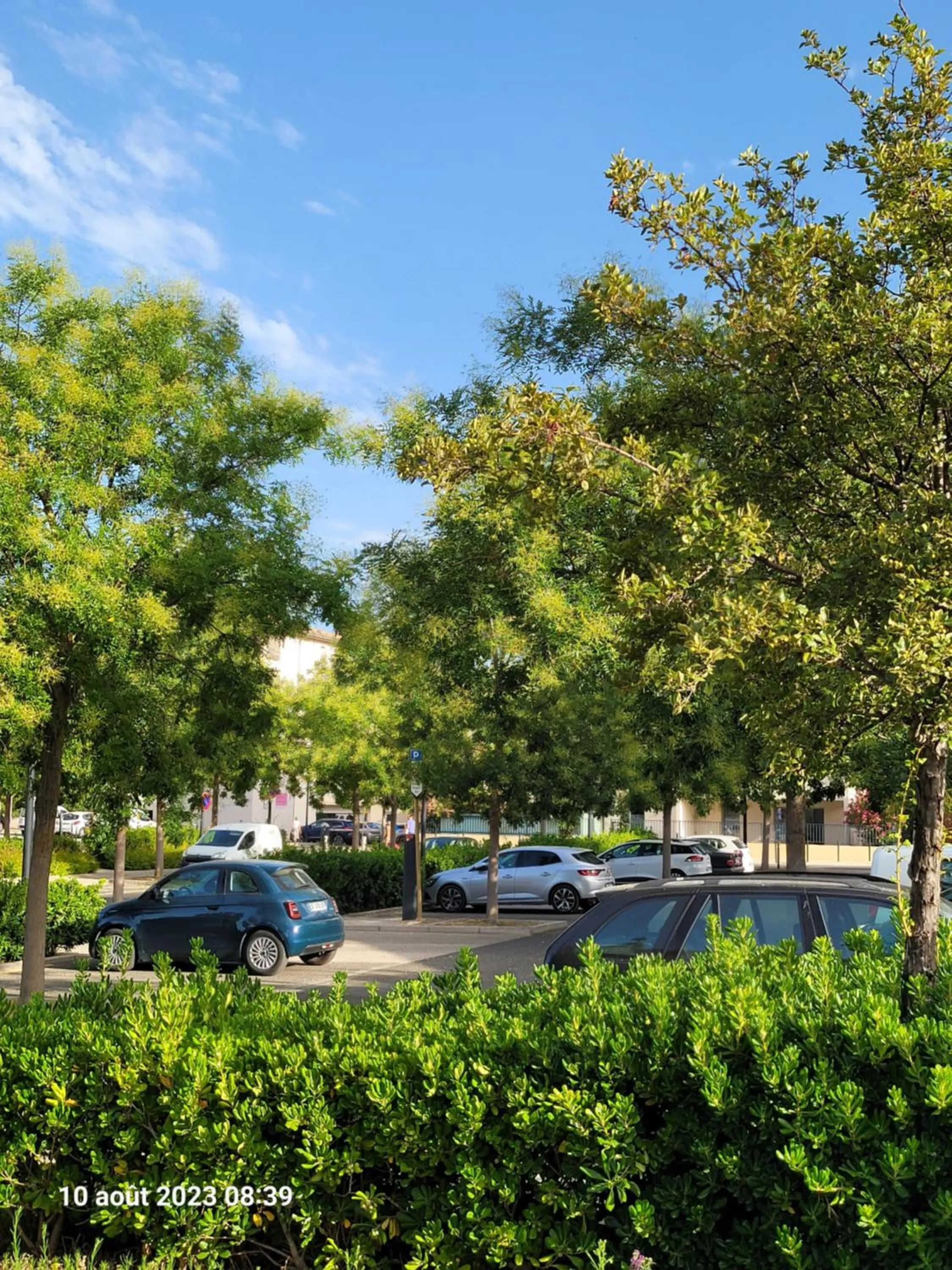 Day in KYRIAD ORANGE Centre Ville - HOTEL & RESTAURANT & BAR - La Galerie d'Art des Princes - Provence Alpes Côte d'Azur - France - Proche A7-A9 - exit21- Châteauneuf-du-Pape Avignon Bollene Nimes - 24h-24h