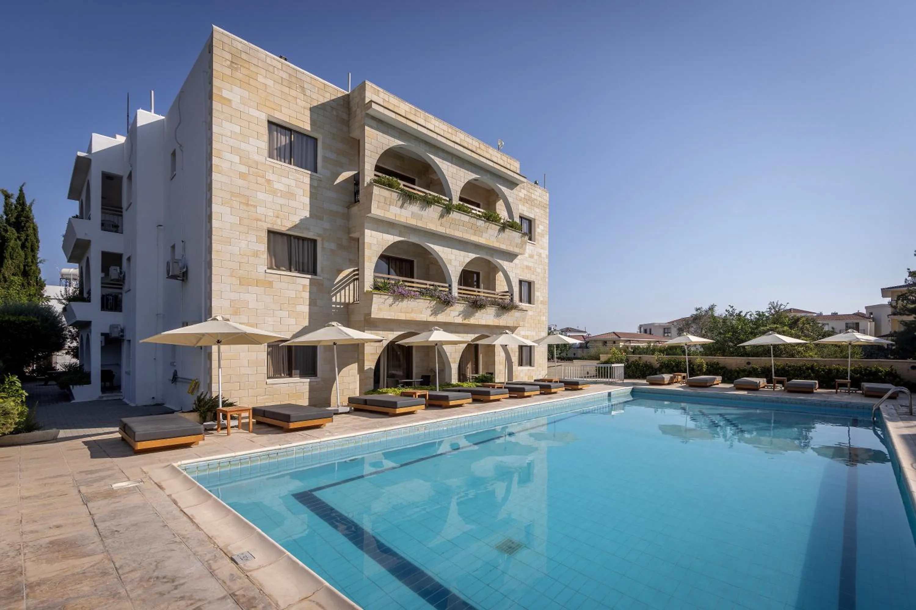 Stephanos Hotel Apartments