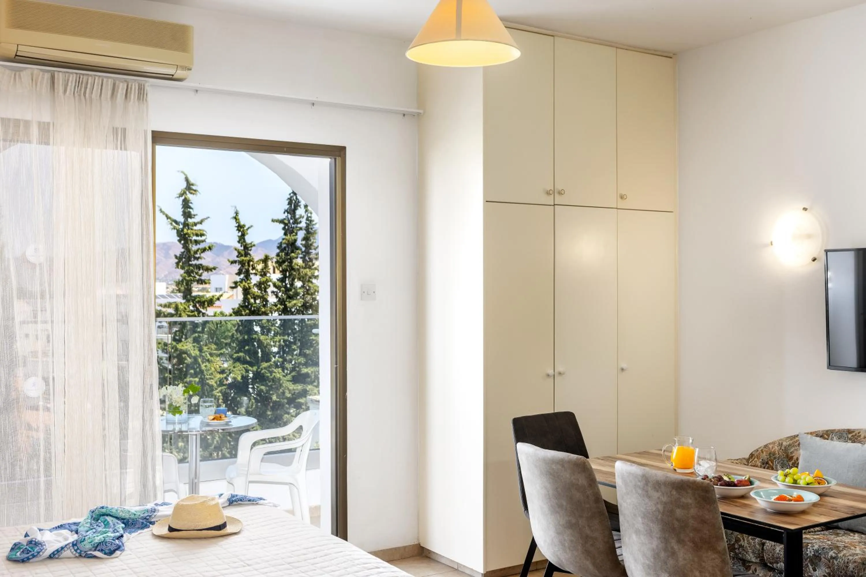 Dinner in Stephanos Hotel Apartments