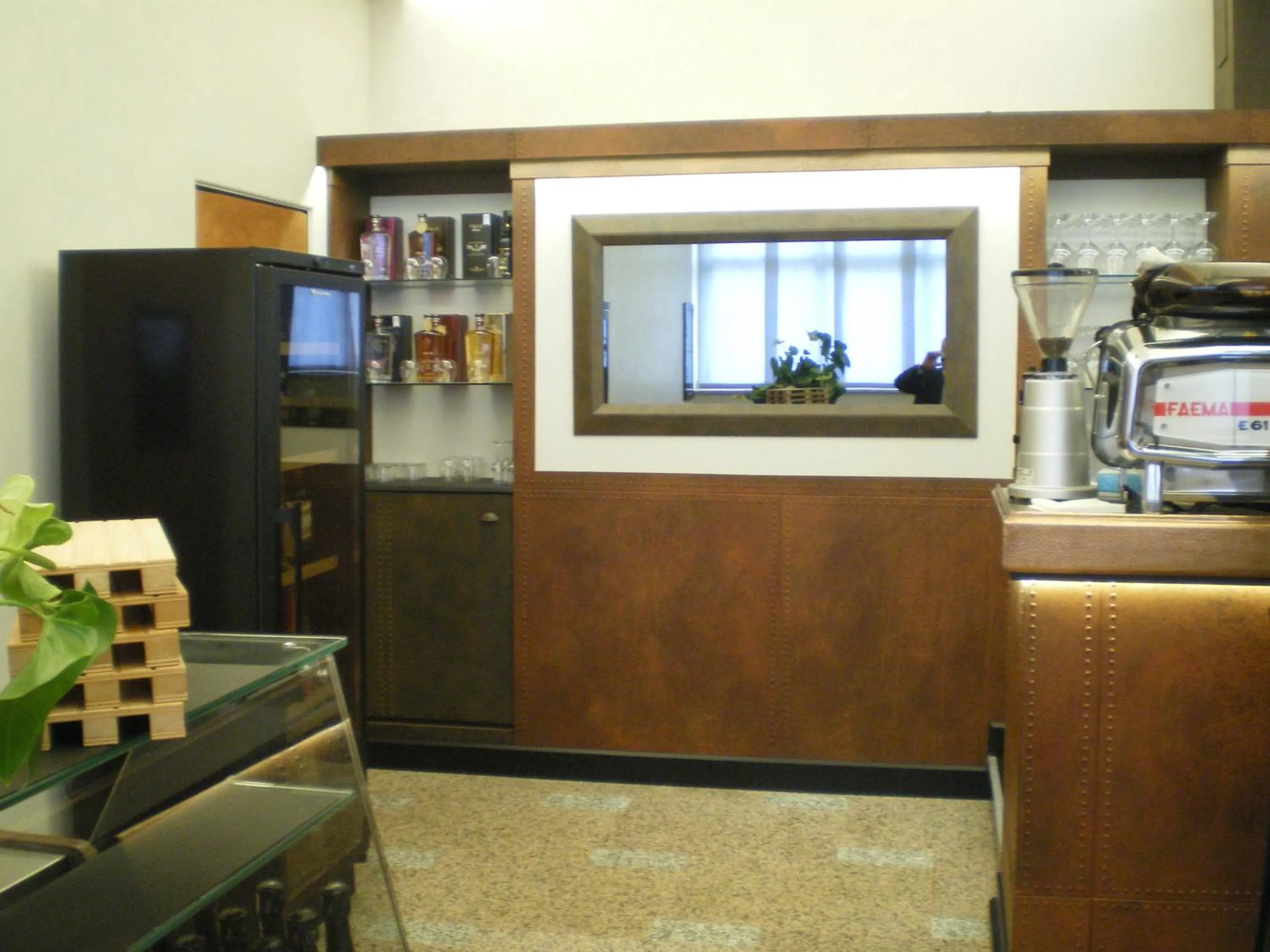 Restaurant/places to eat in Hotel Pico