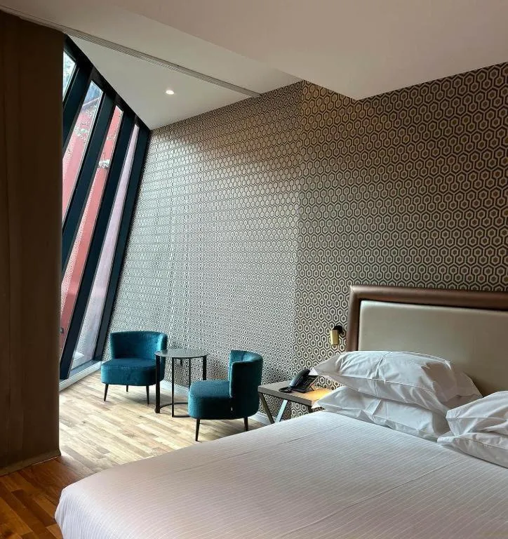 Bedroom, Bed in Caruso Place Luxury Rooms & Suites