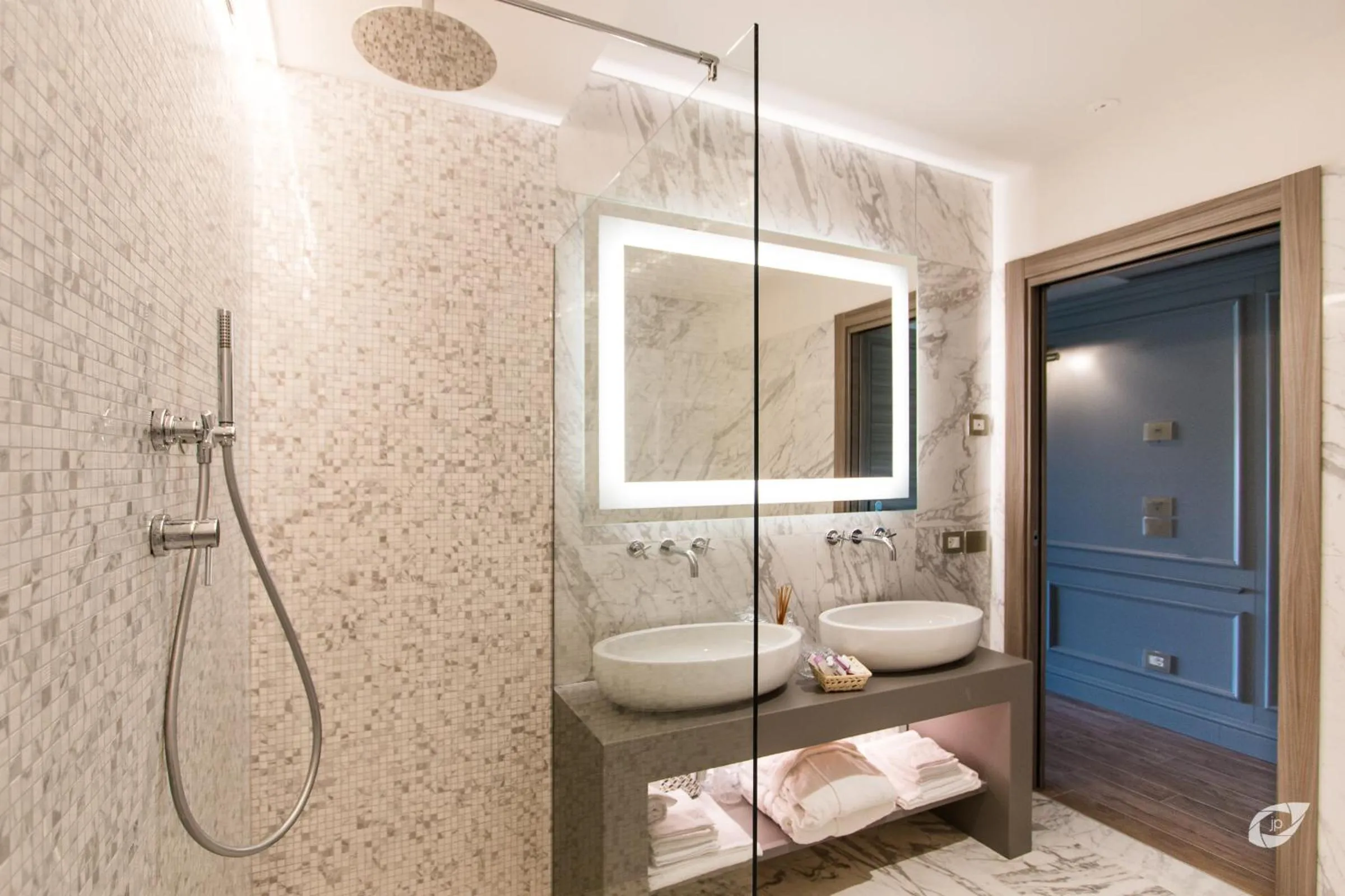 Bathroom in Buonamico Wine Resort