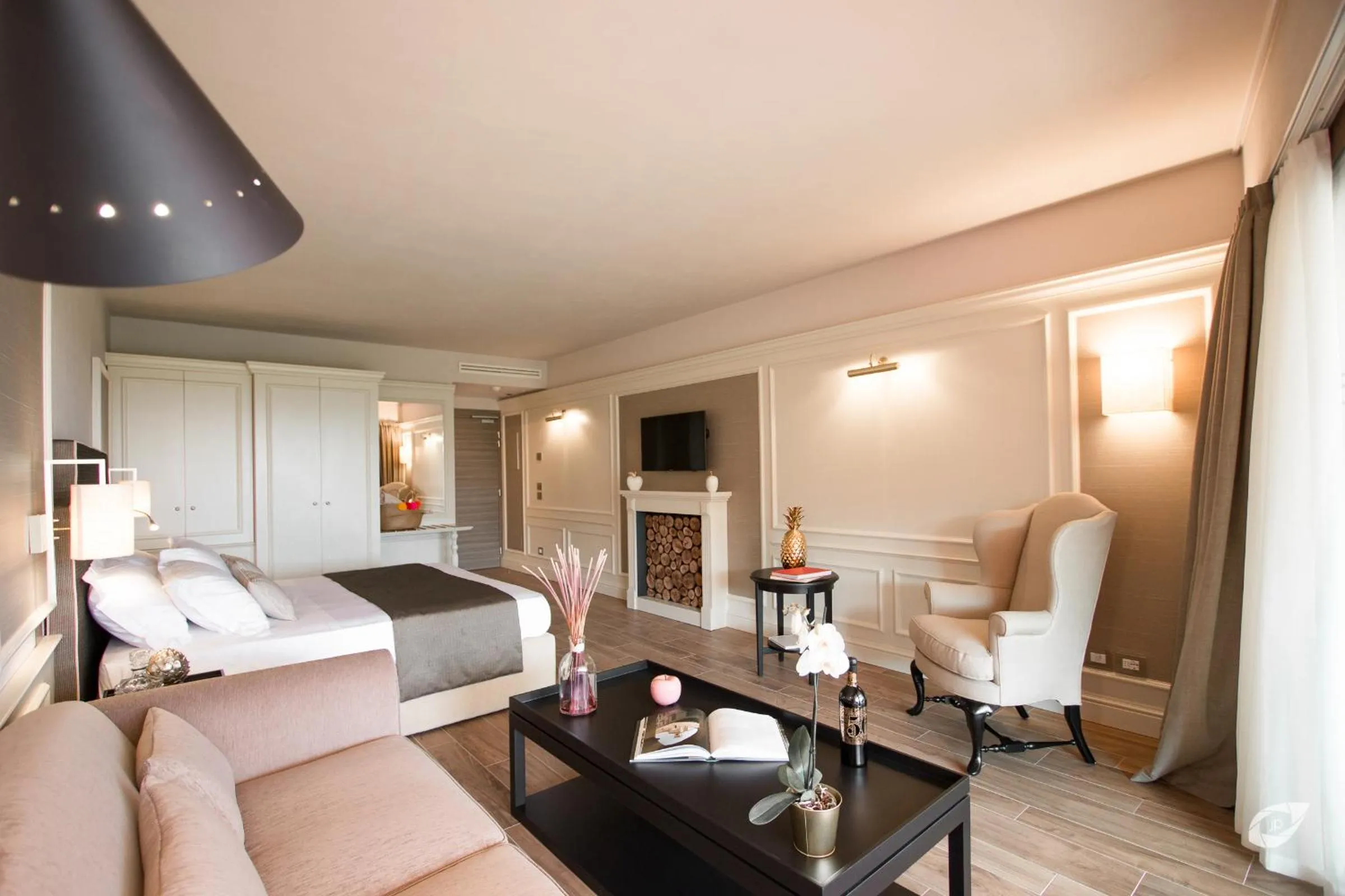 Photo of the whole room, Bed in Buonamico Wine Resort