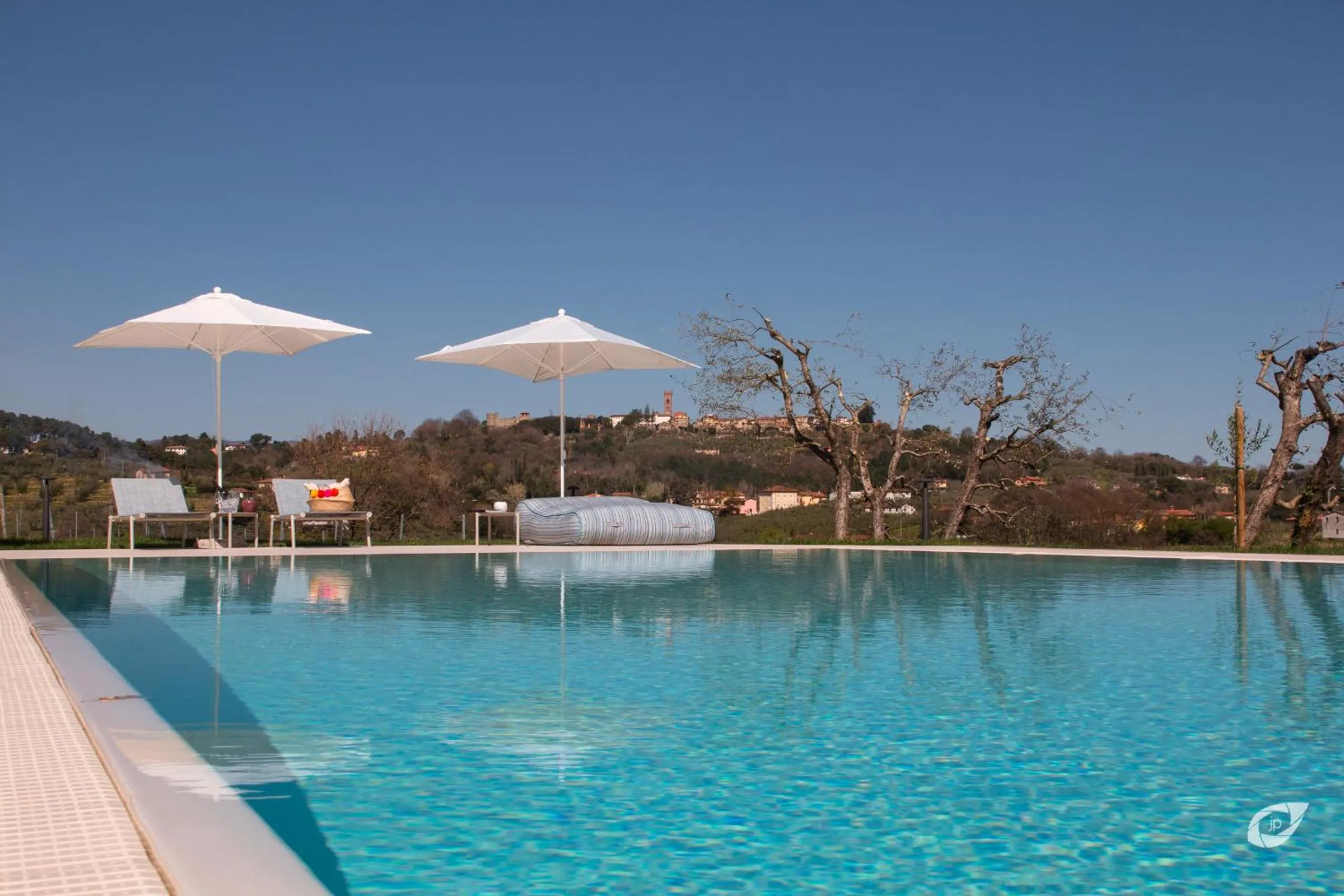 Swimming pool in Buonamico Wine Resort