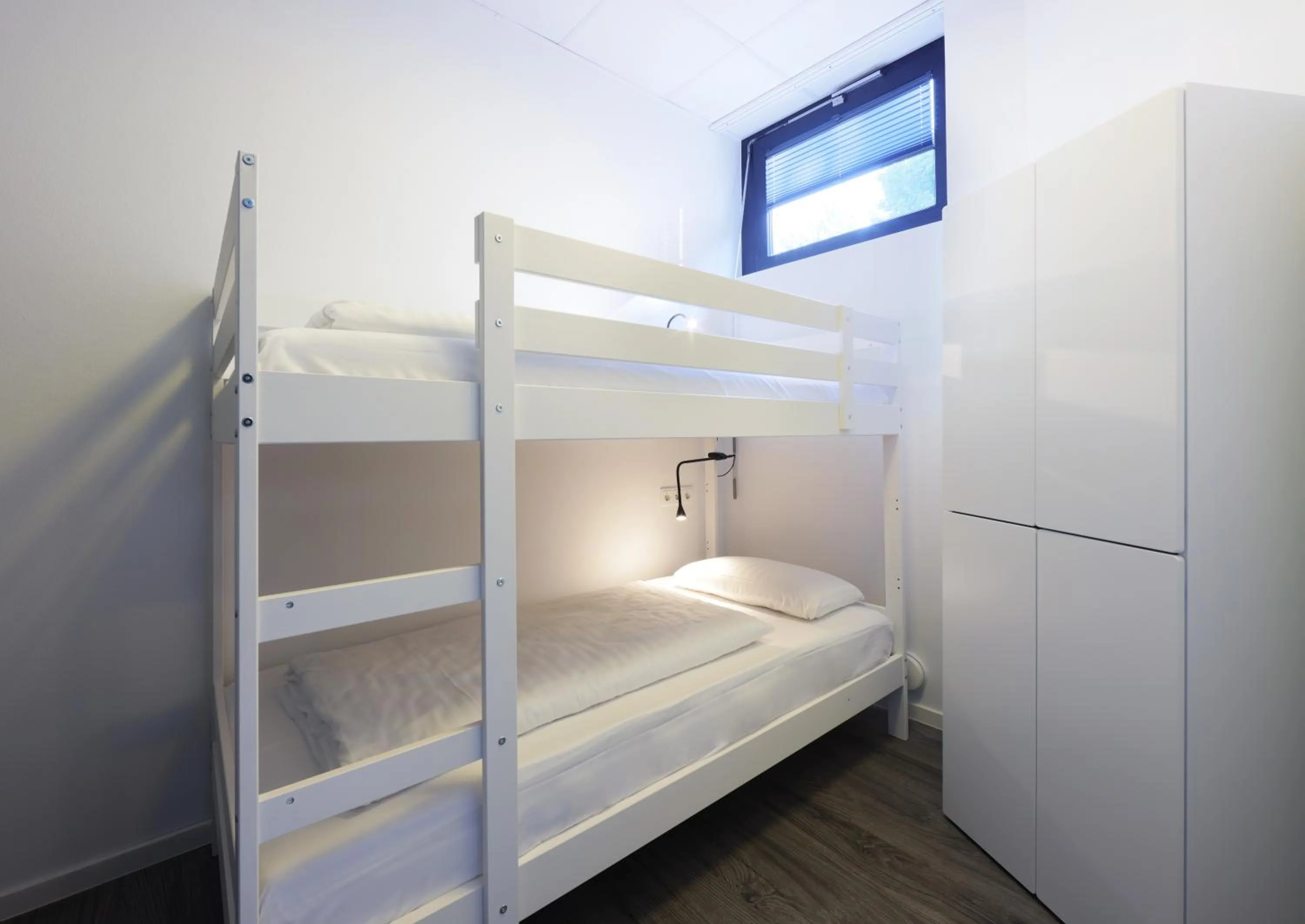 Bed in Road House Hotel