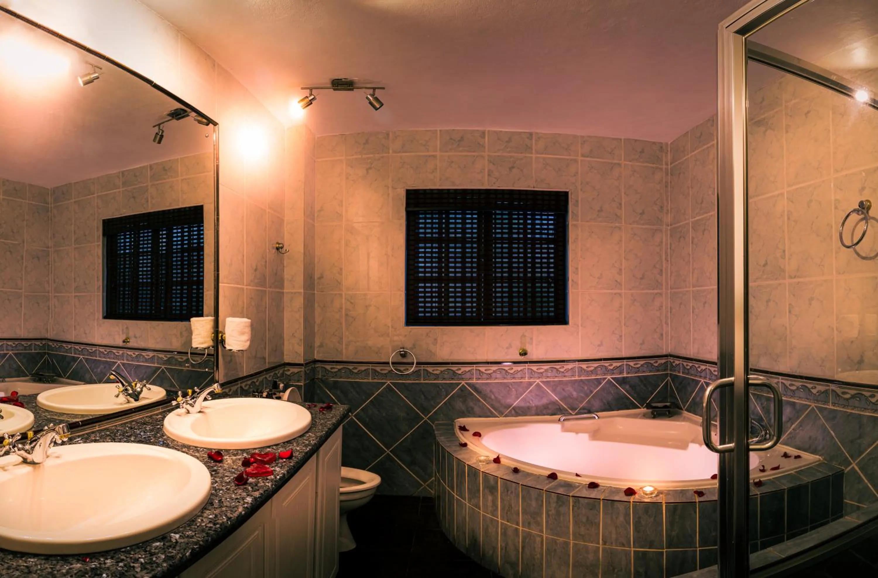 Decorative detail in Waterfalls Boutique Hotel