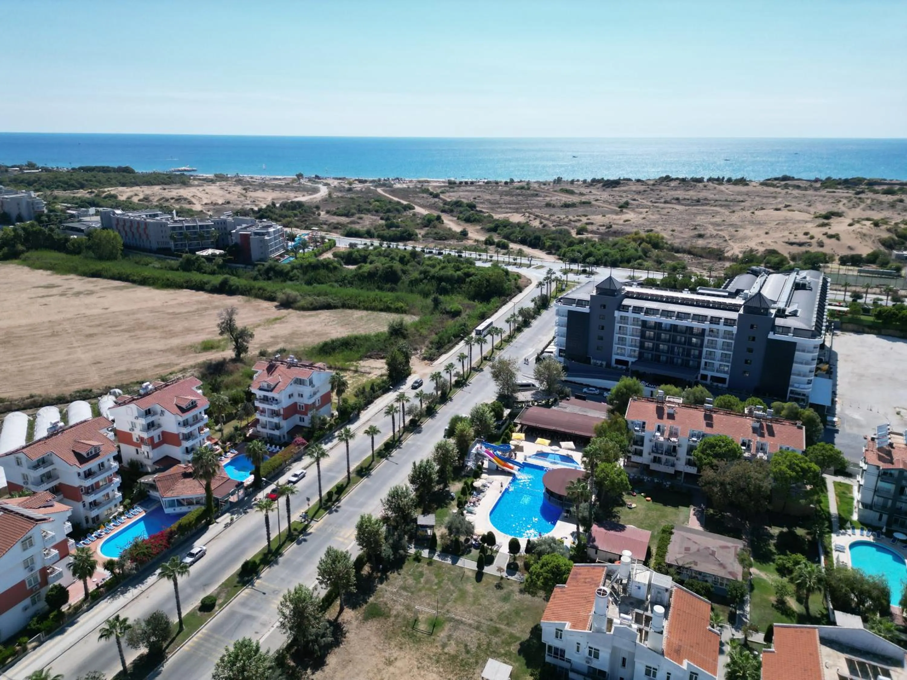 Property building in Irem Garden Hotel & Apartments