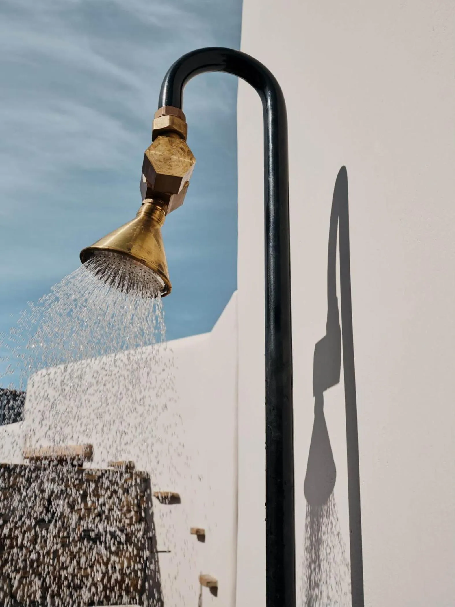 Shower in The Wild by Interni