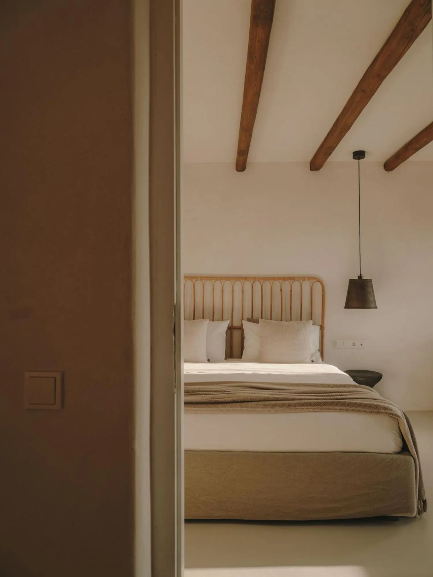 Bed in The Wild by Interni