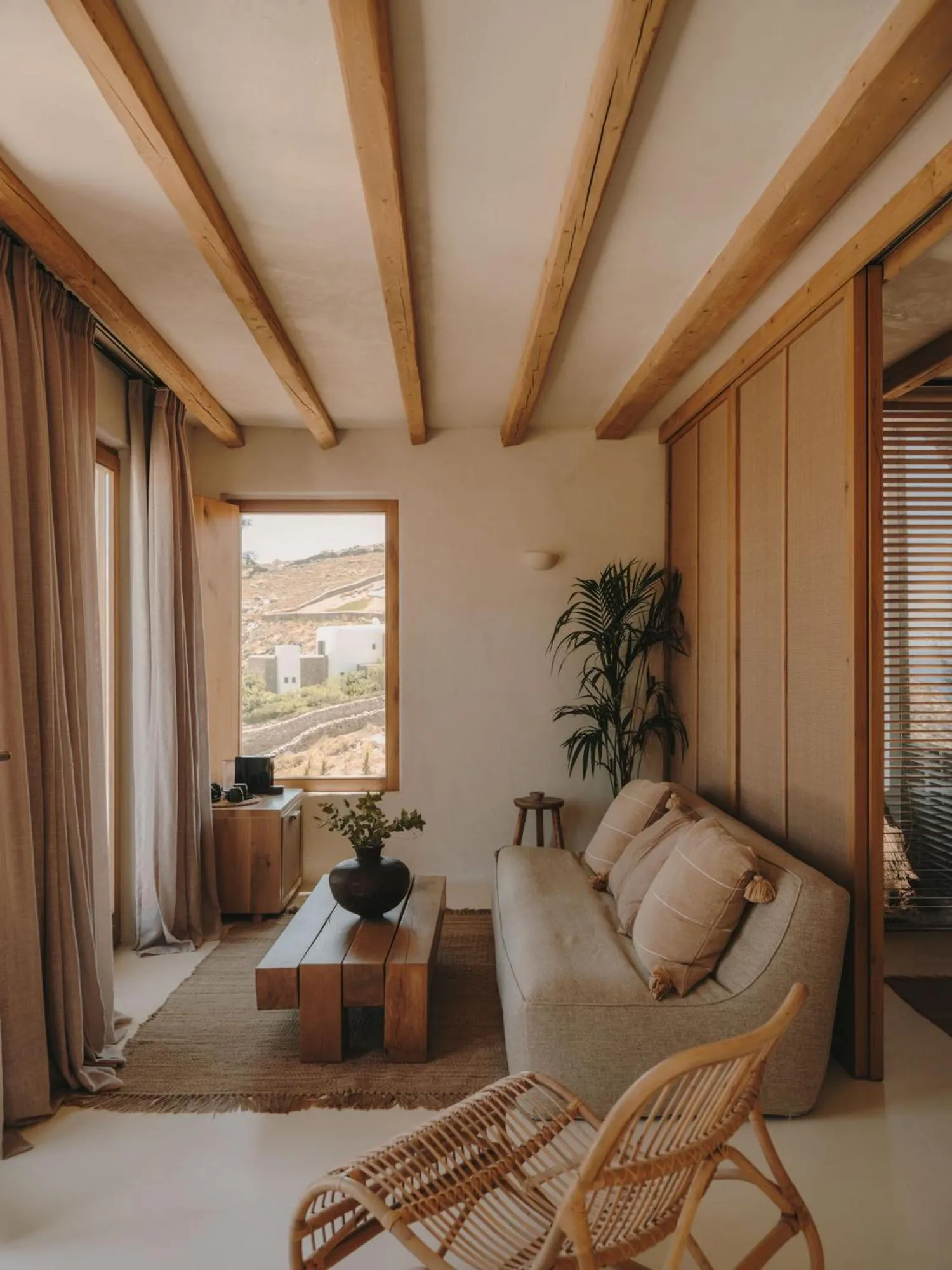 Living room in The Wild by Interni