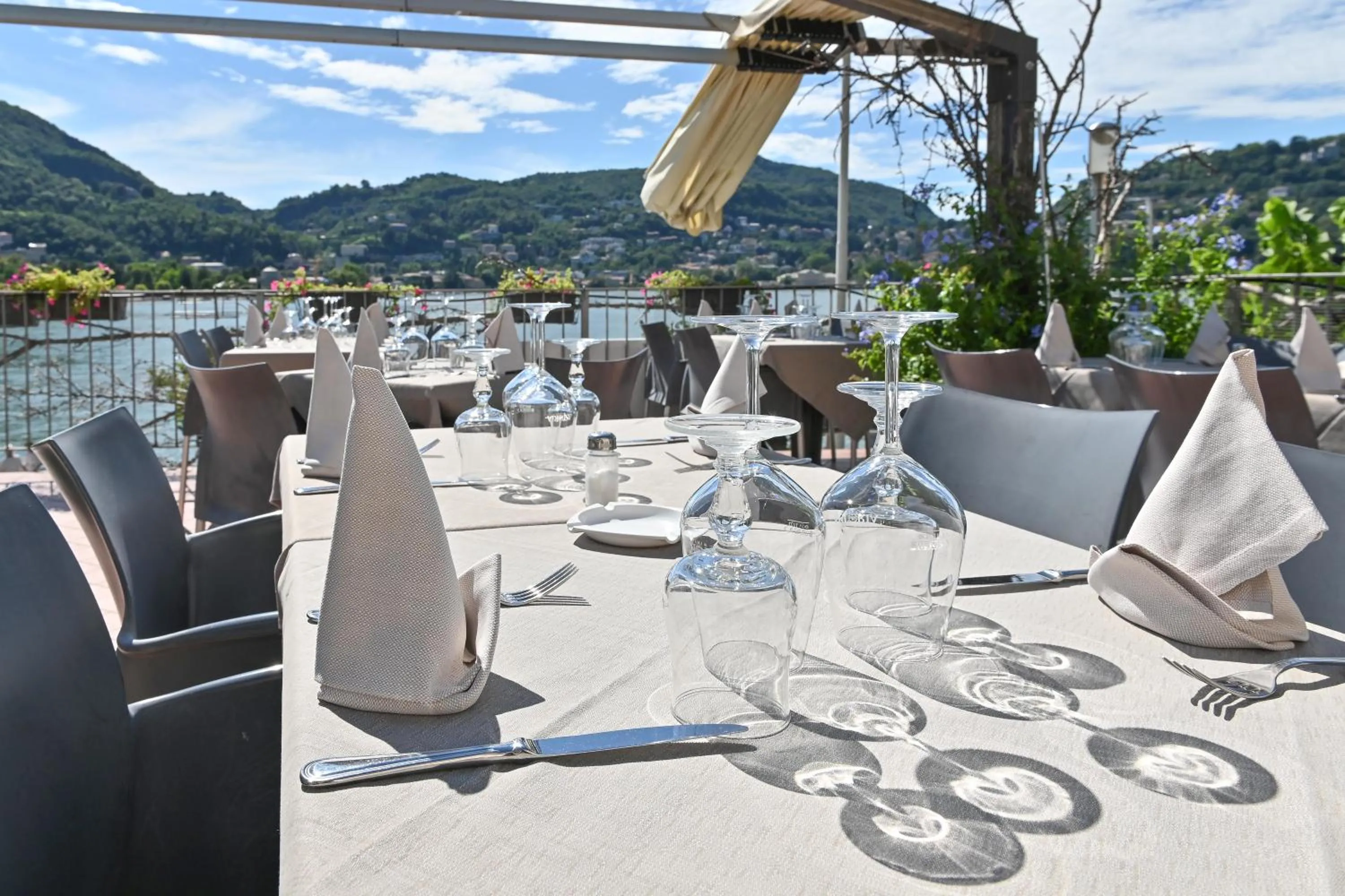 Restaurant/places to eat in Hotel Marco's