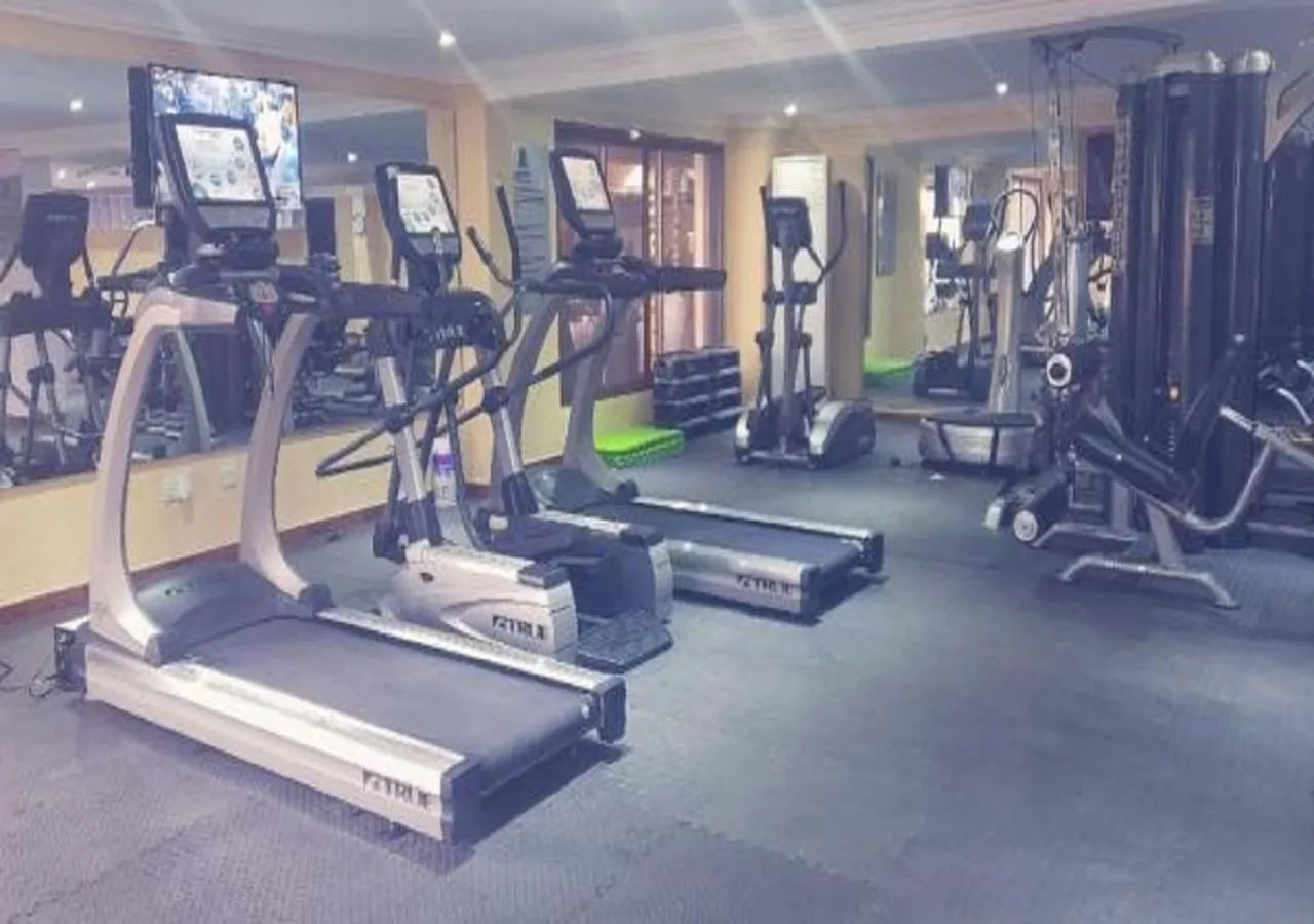 Fitness centre/facilities in The Wells Carlton