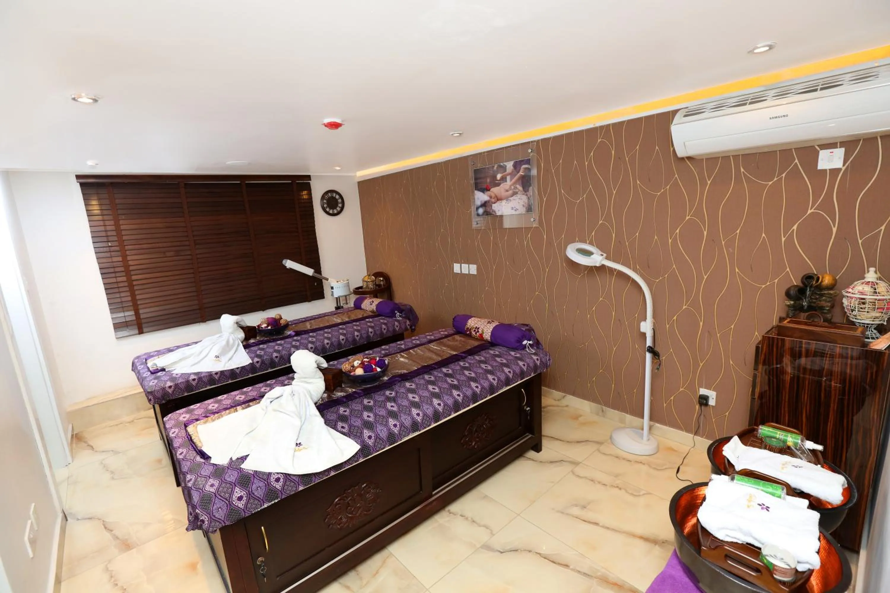 Massage, Bed in The Wells Carlton