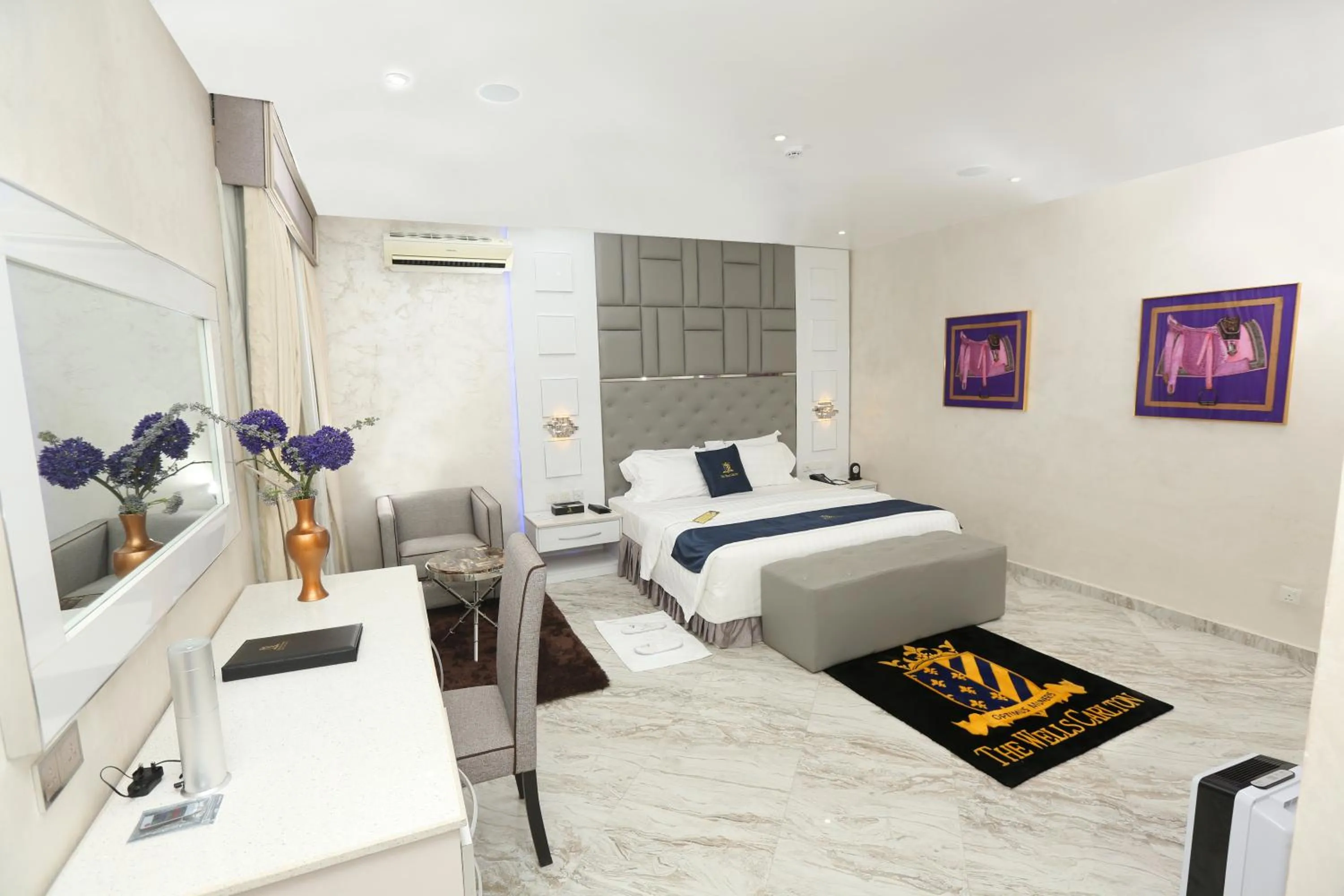 Bed in The Wells Carlton