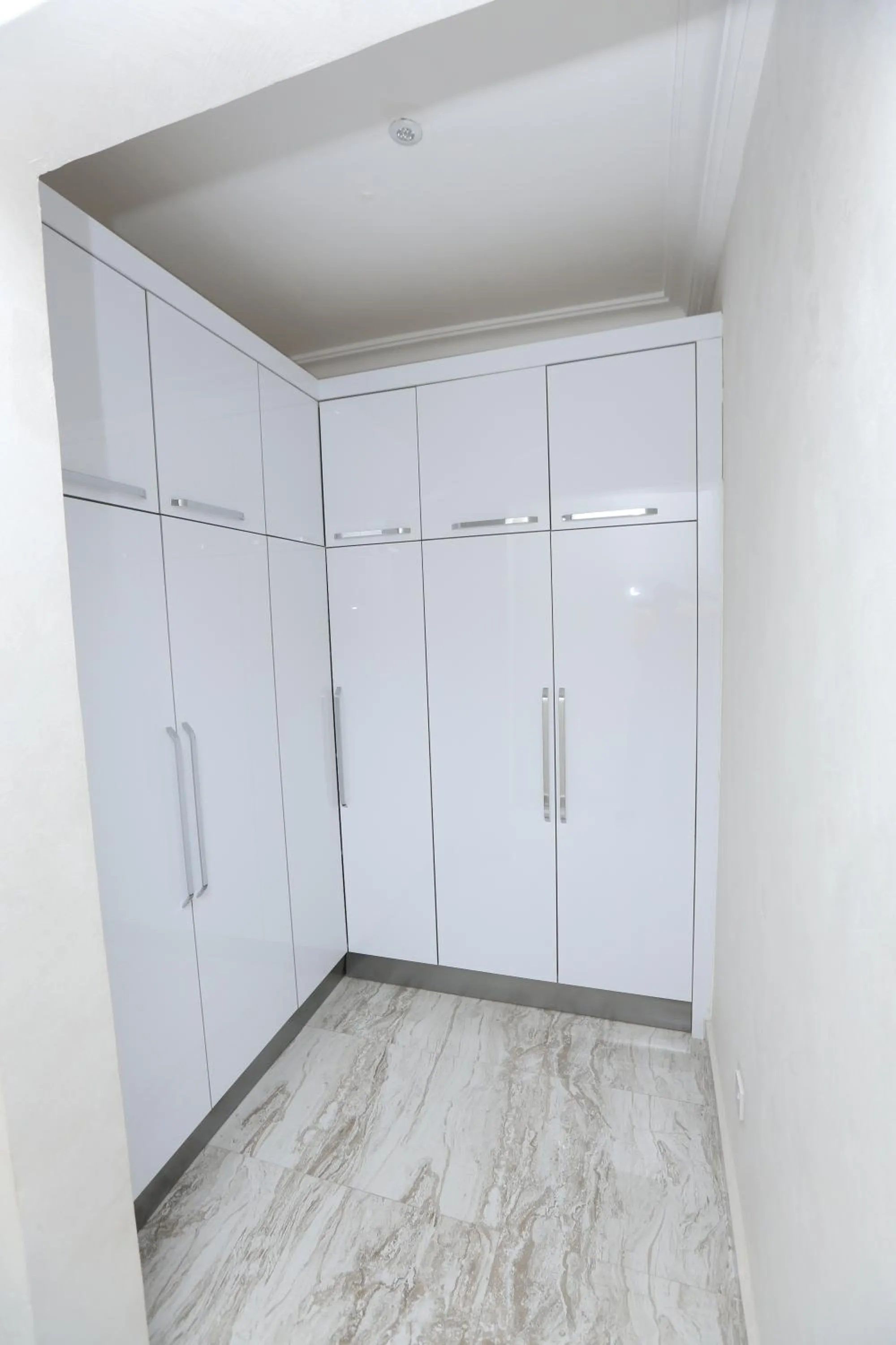 wardrobe in The Wells Carlton