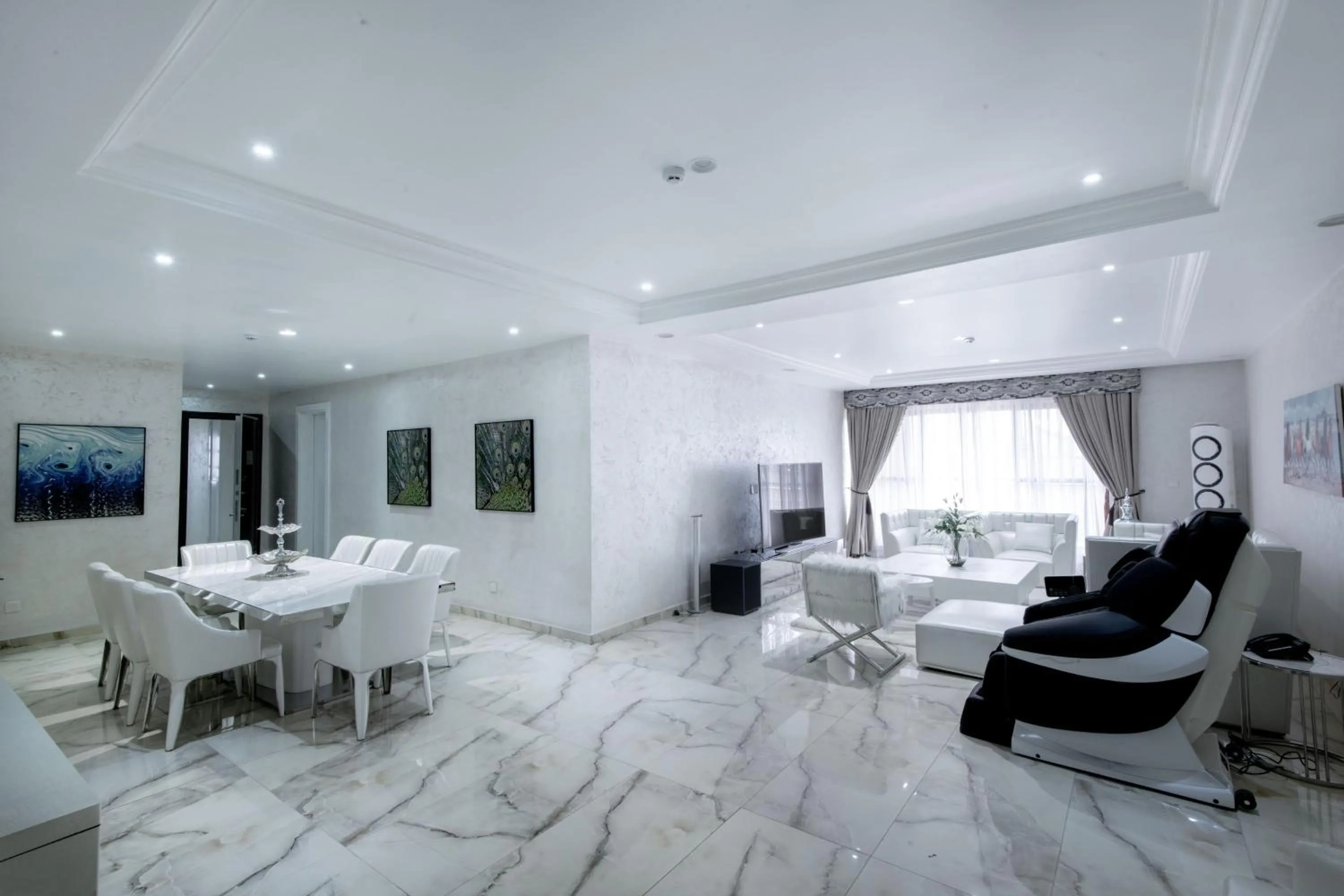 TV and multimedia in The Wells Carlton