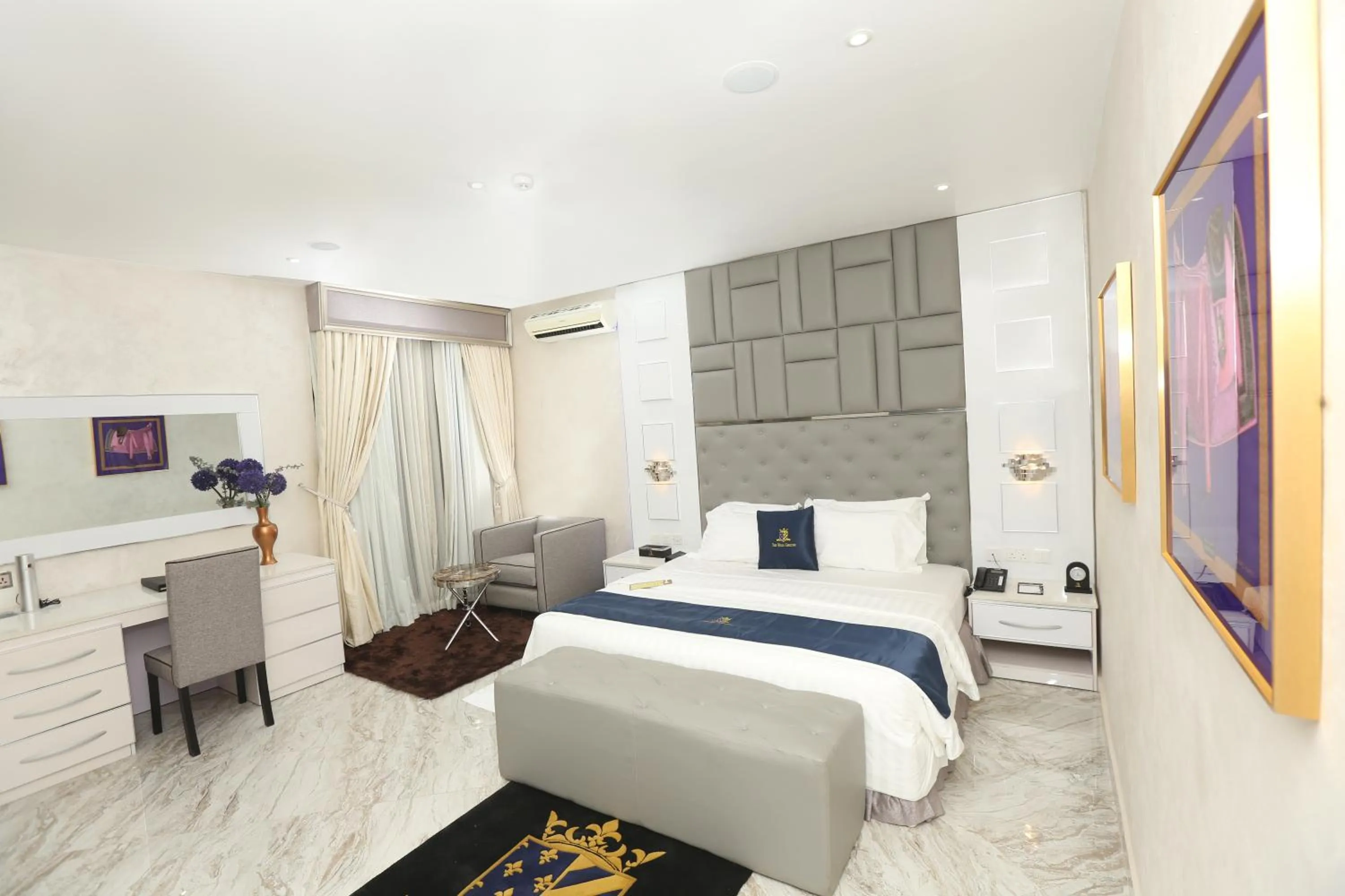 Bed in The Wells Carlton