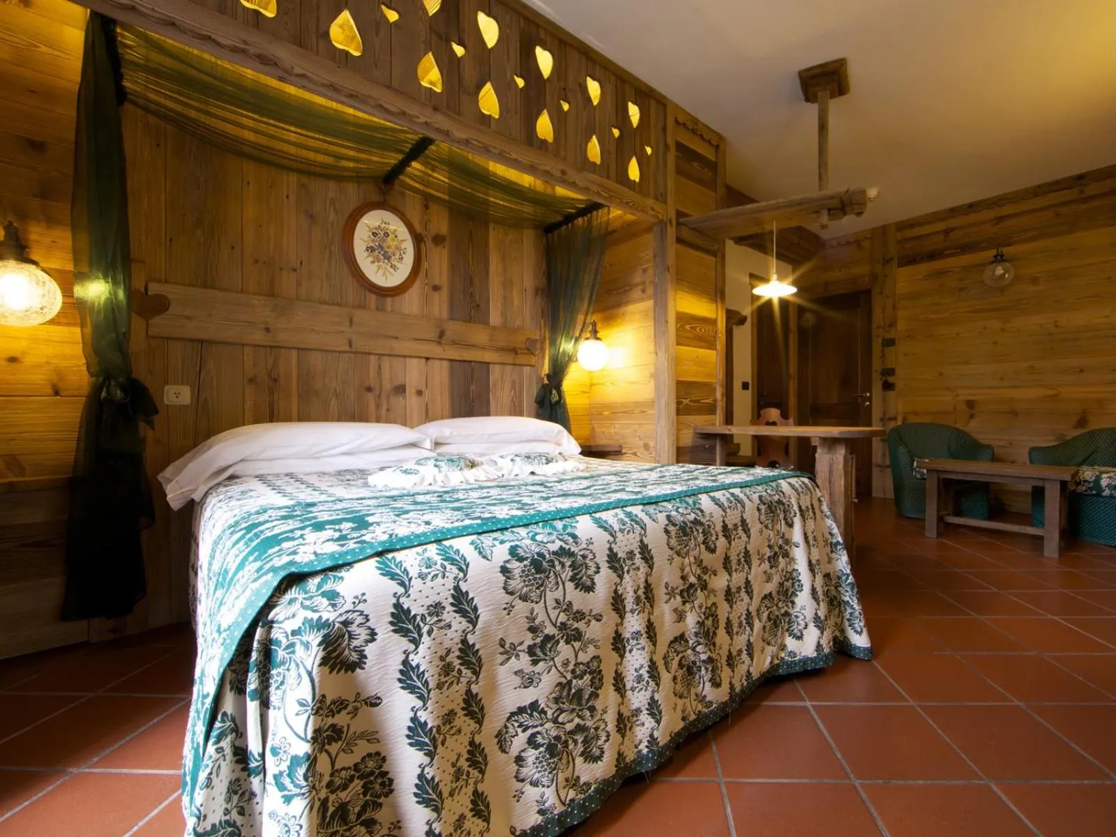 Bed in Hotel Milleluci