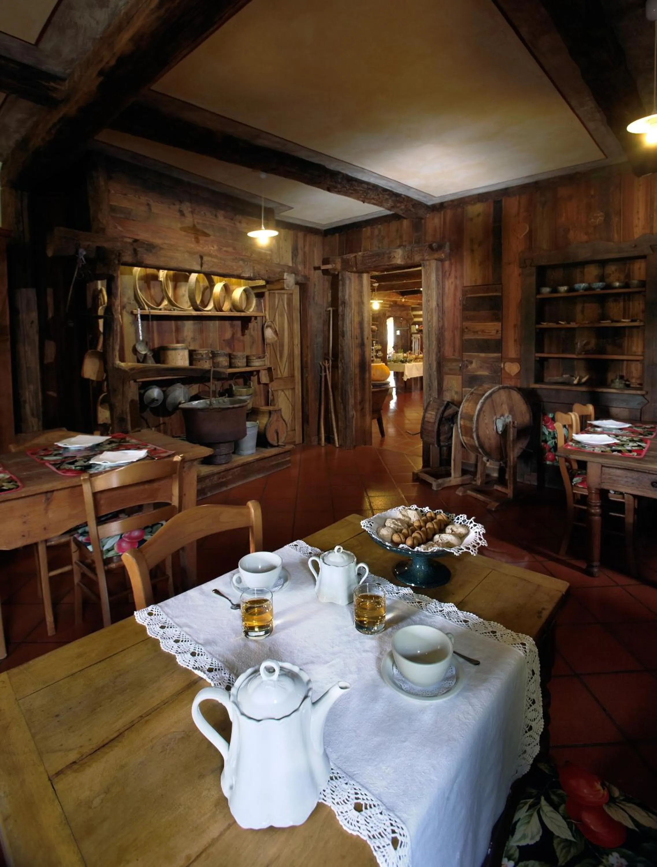 Restaurant/places to eat in Hotel Milleluci