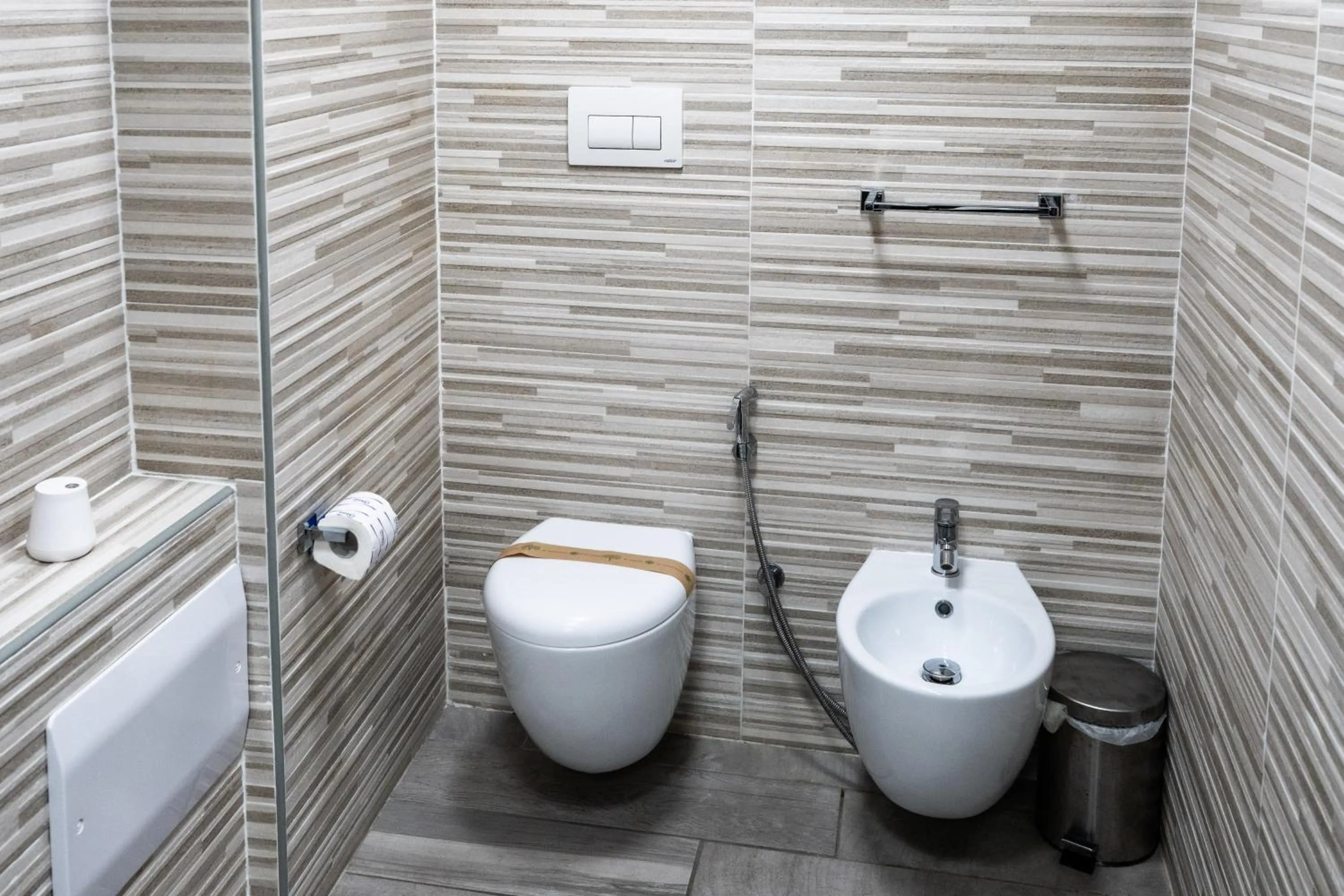 Toilet in Ecumano Space