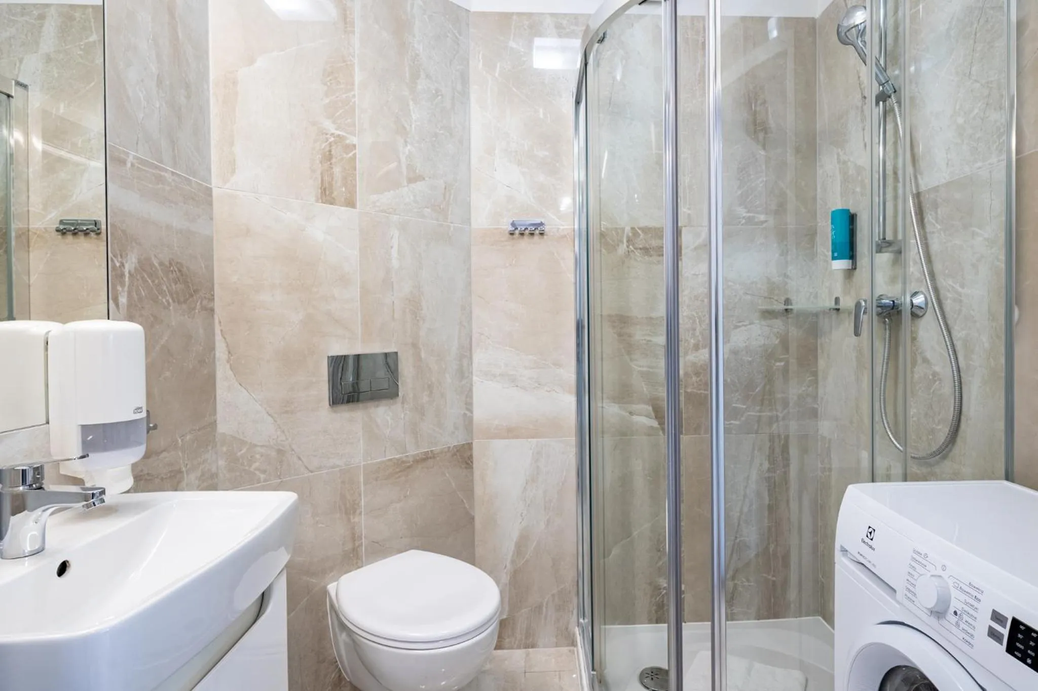 Shower in Apartamenty Rondo