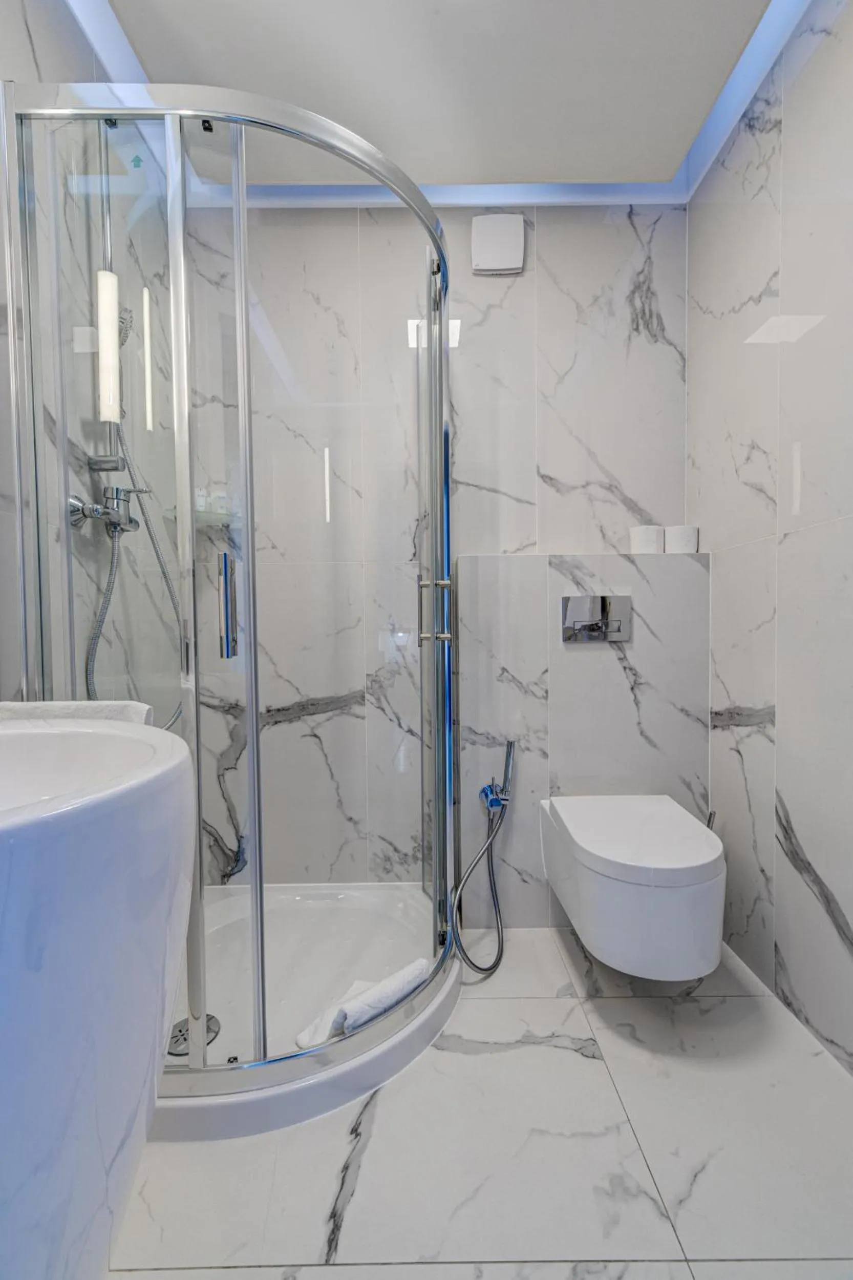 Shower in Apartamenty Rondo