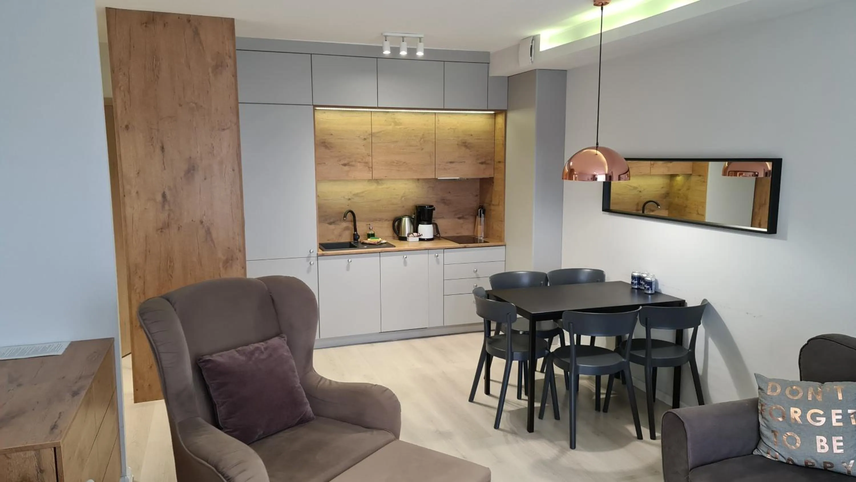 Restaurant/places to eat in Apartamenty Rondo