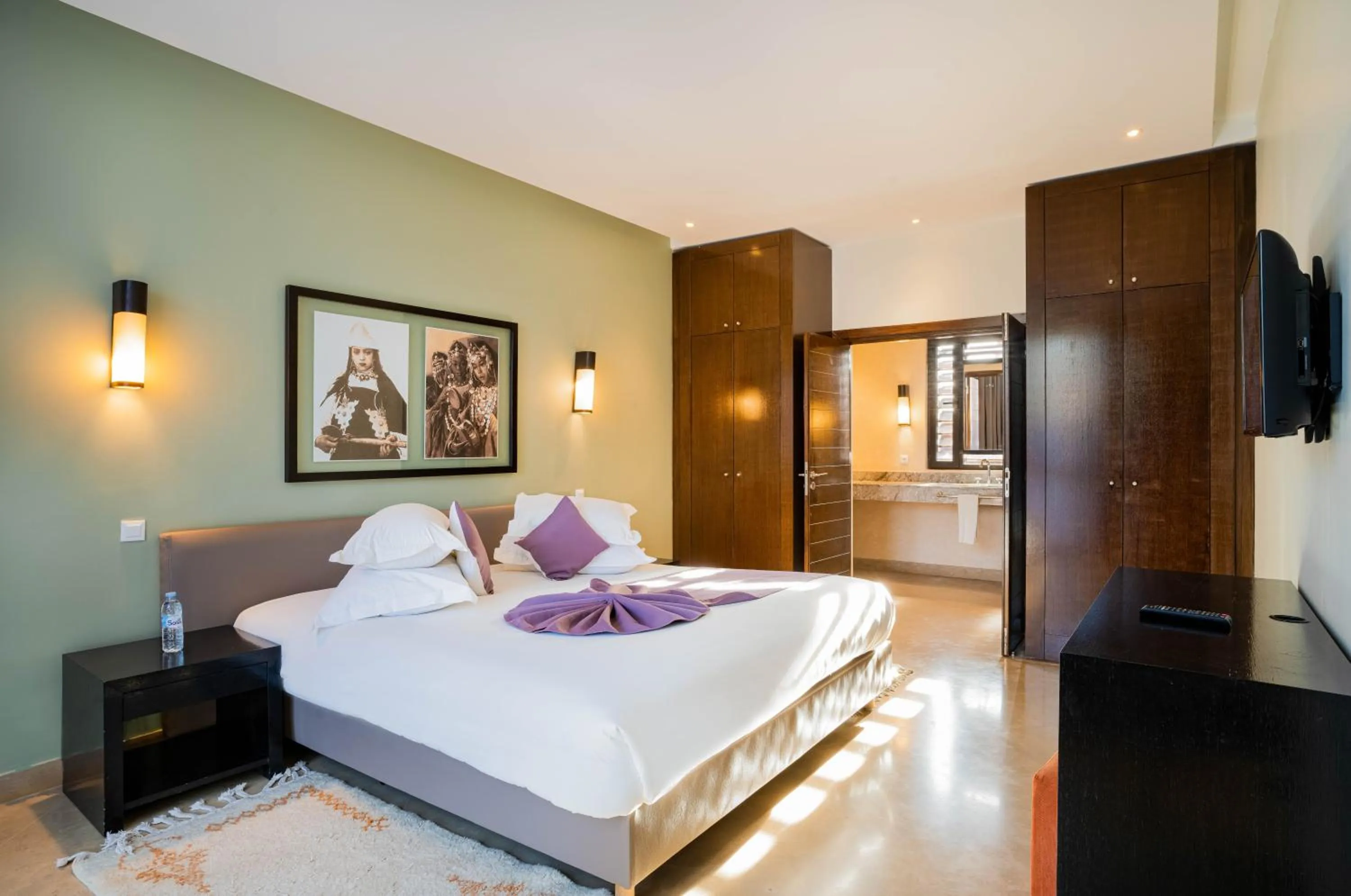 Bedroom, Bed in Al Maaden Villa Hotel & Spa